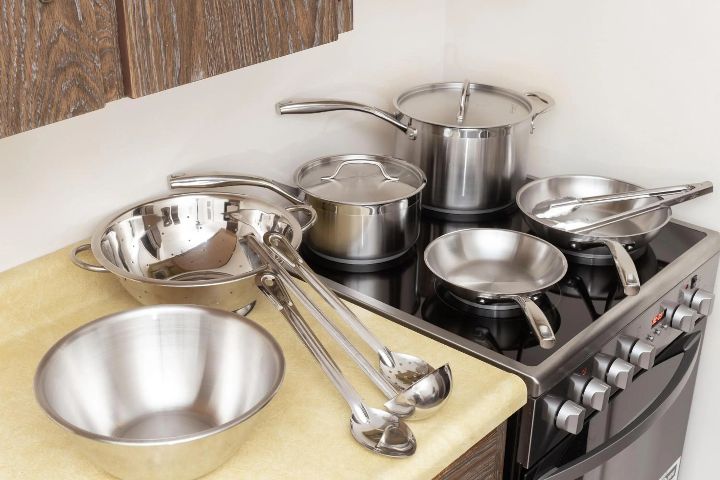 Kitchen or kitchenette in Robin Hood Inn and Suites