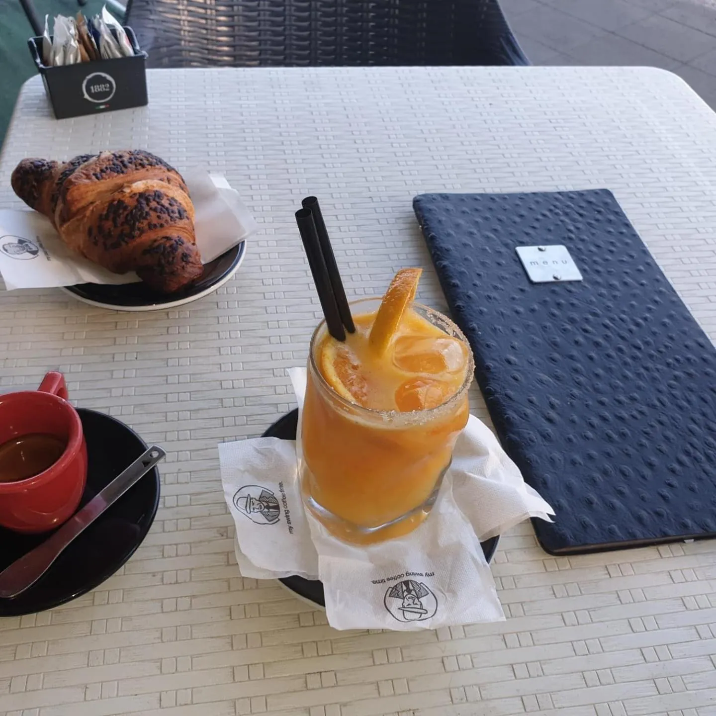 Food and drinks in The White Lodge