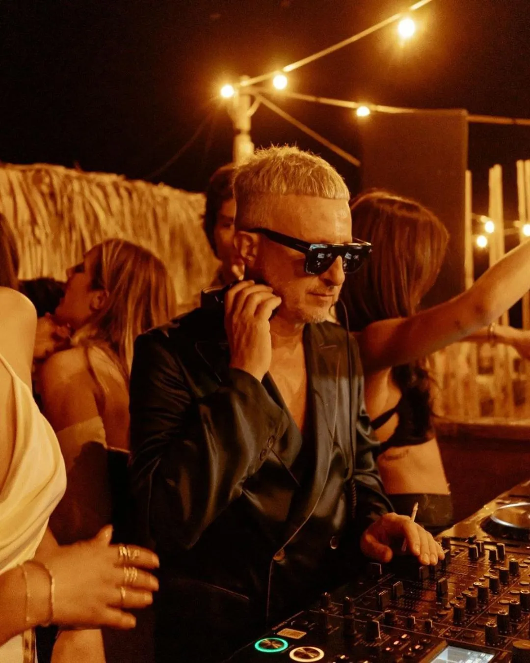 Nightclub / DJ in Maya Beach Resort