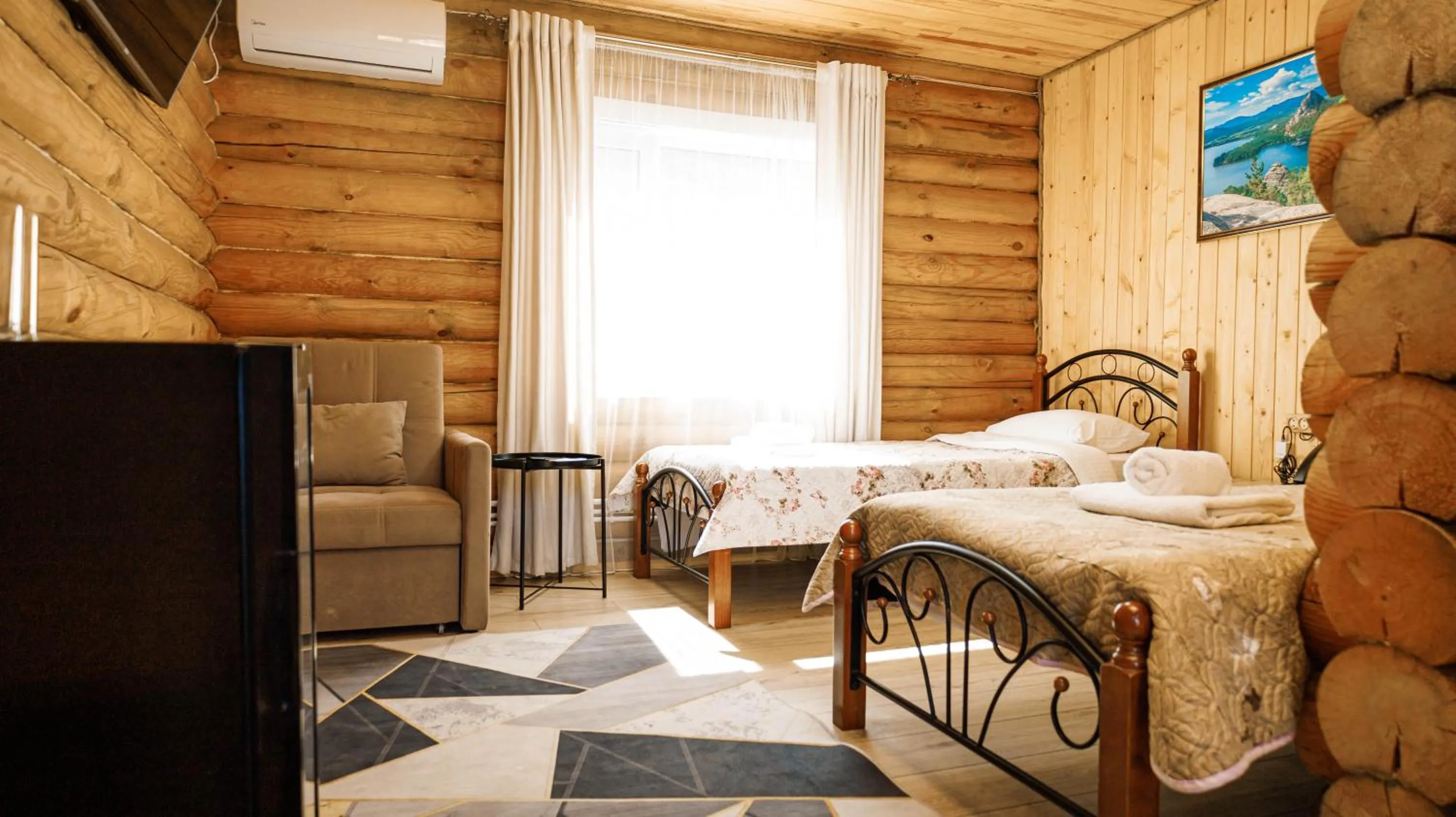 Photo of the whole room, Bed in Eco hotel & restaurant "SKALA"