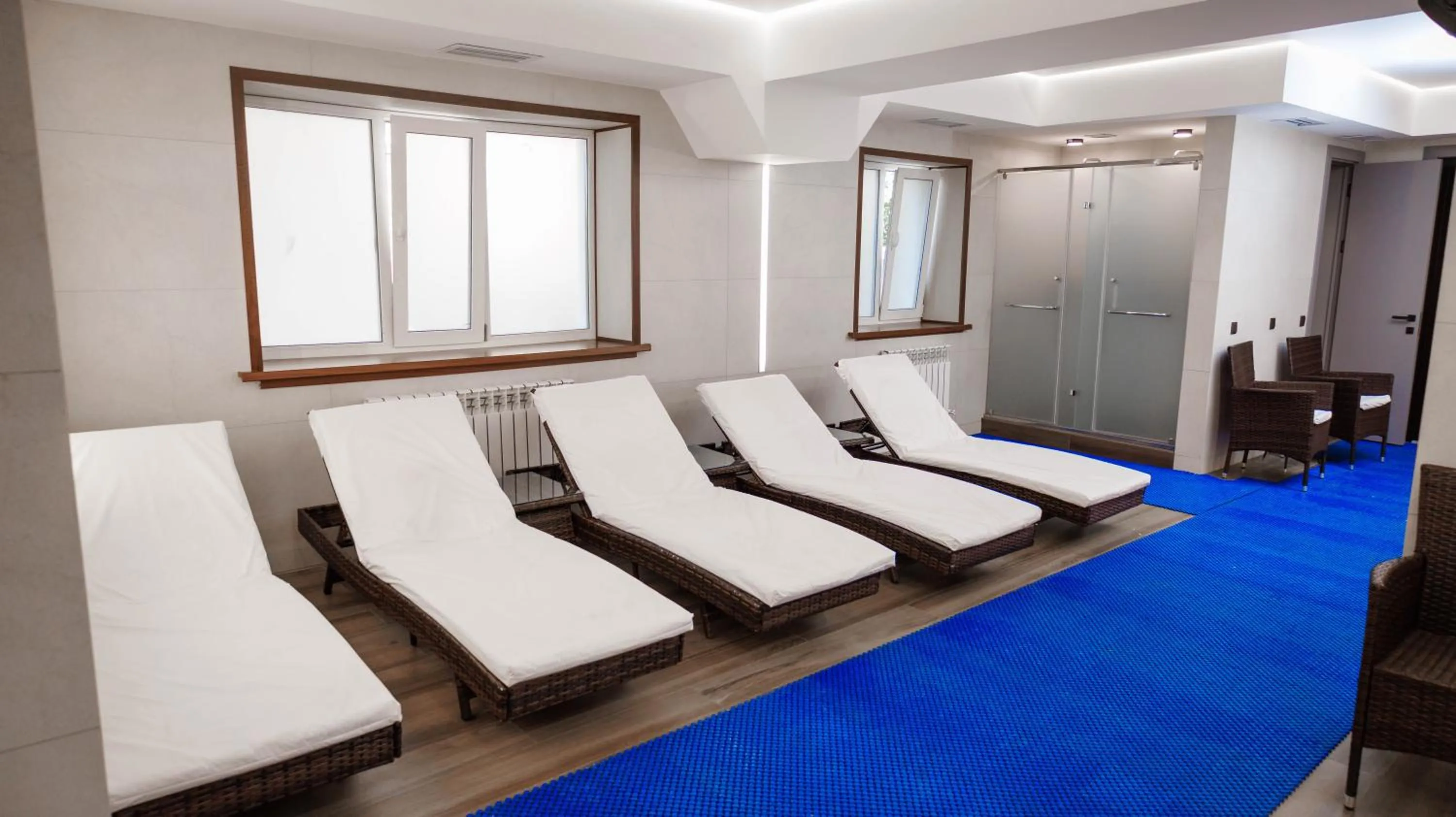 Swimming pool in Eco hotel & restaurant "SKALA"