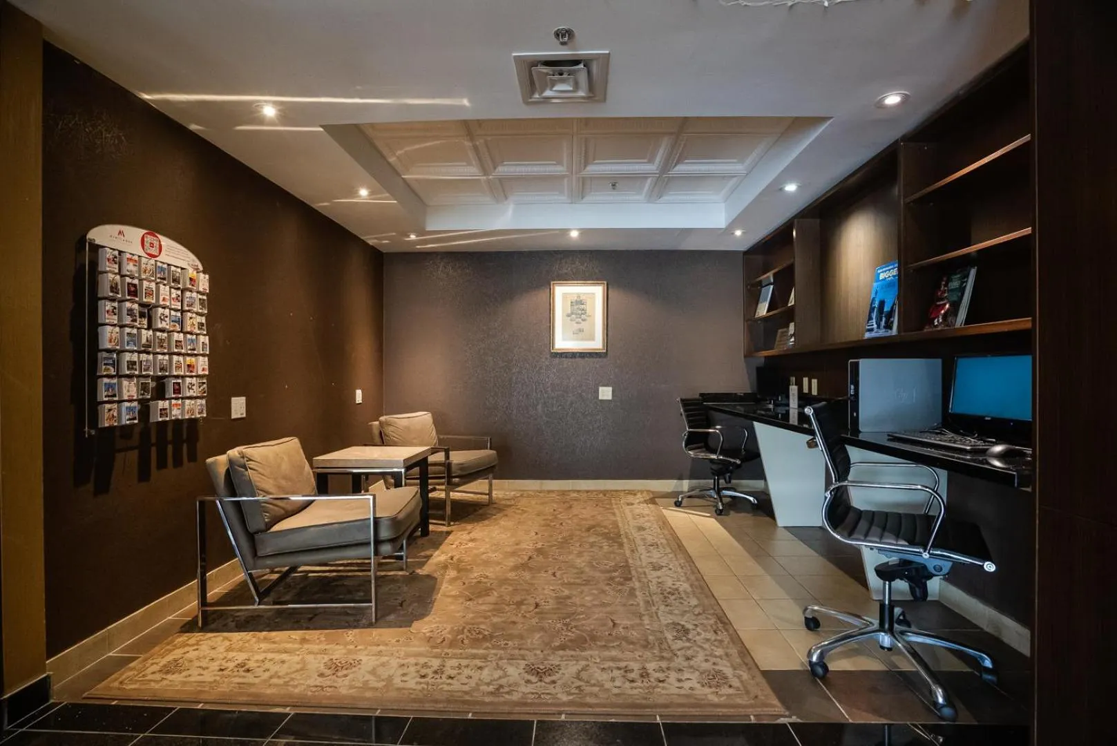 Lobby or reception in Monte Carlo Inn Airport Suites