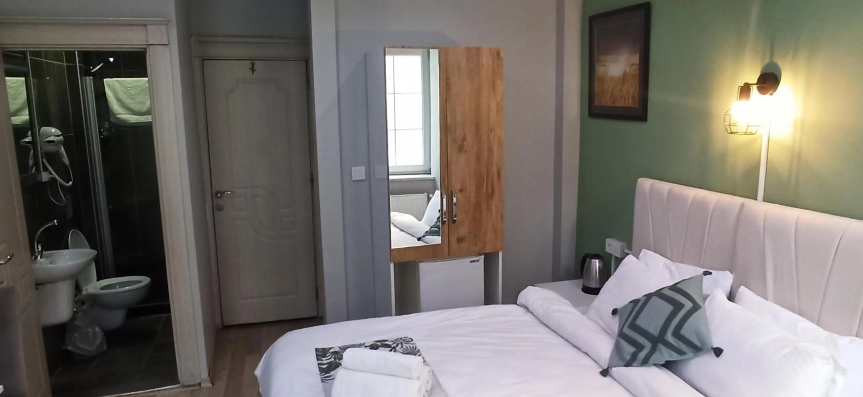 Toilet in Taxim Starlight Hotel