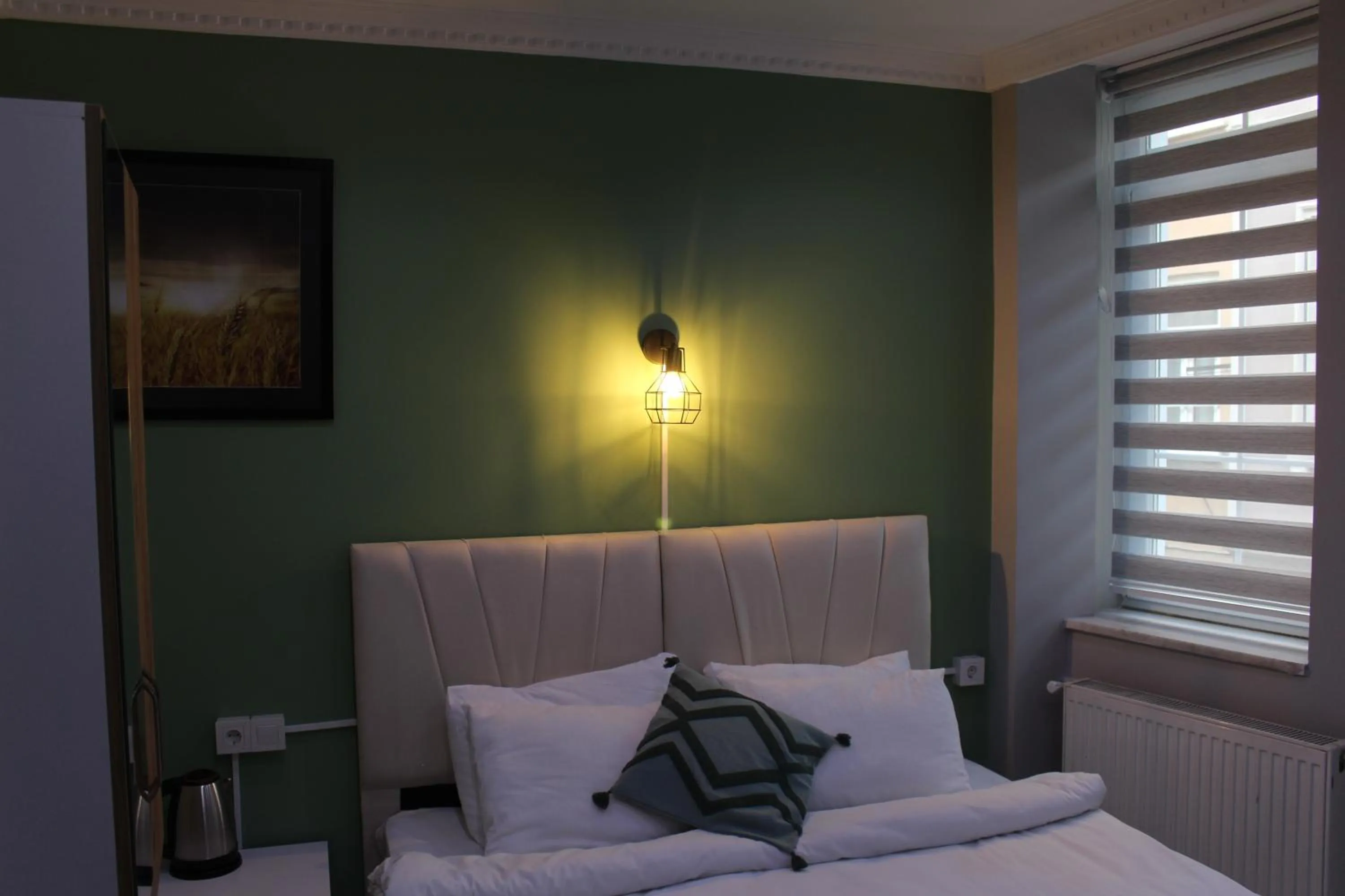 Bed in Taxim Starlight Hotel