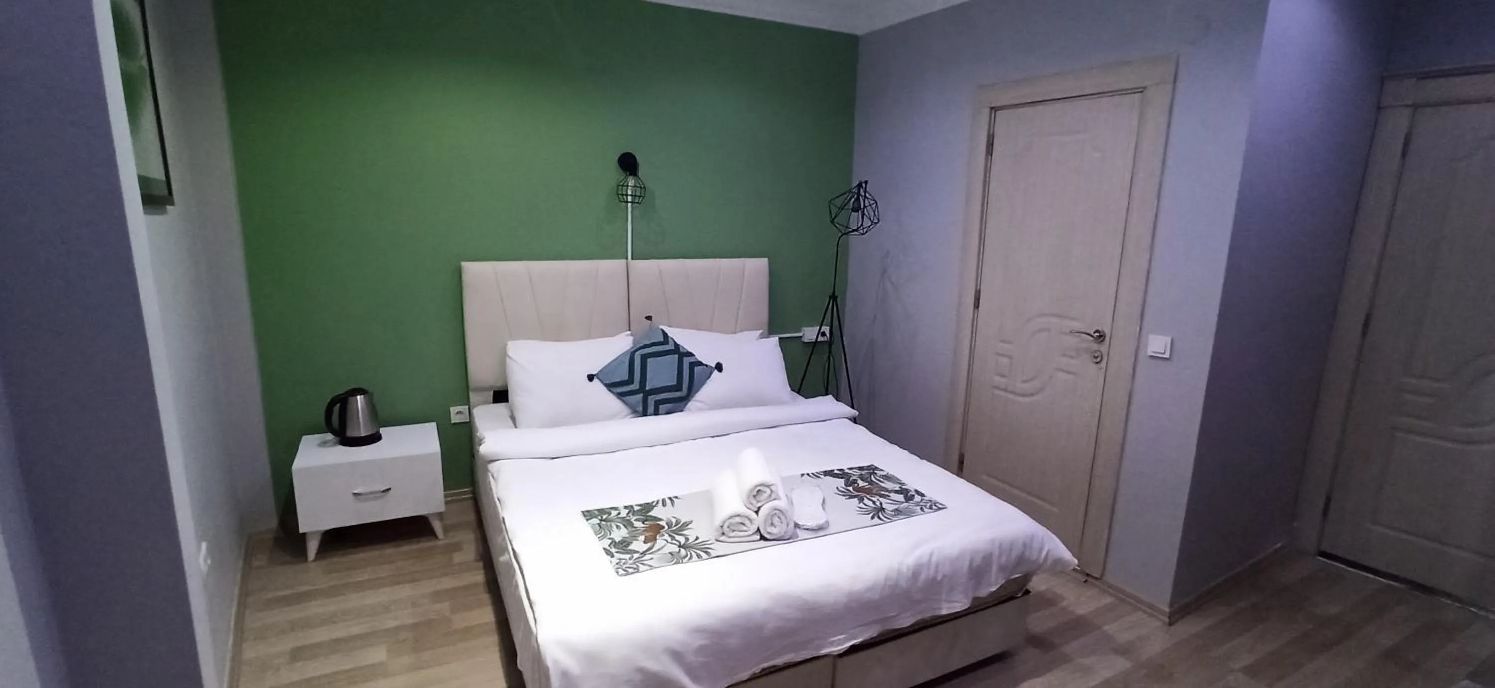 Bed in Taxim Starlight Hotel