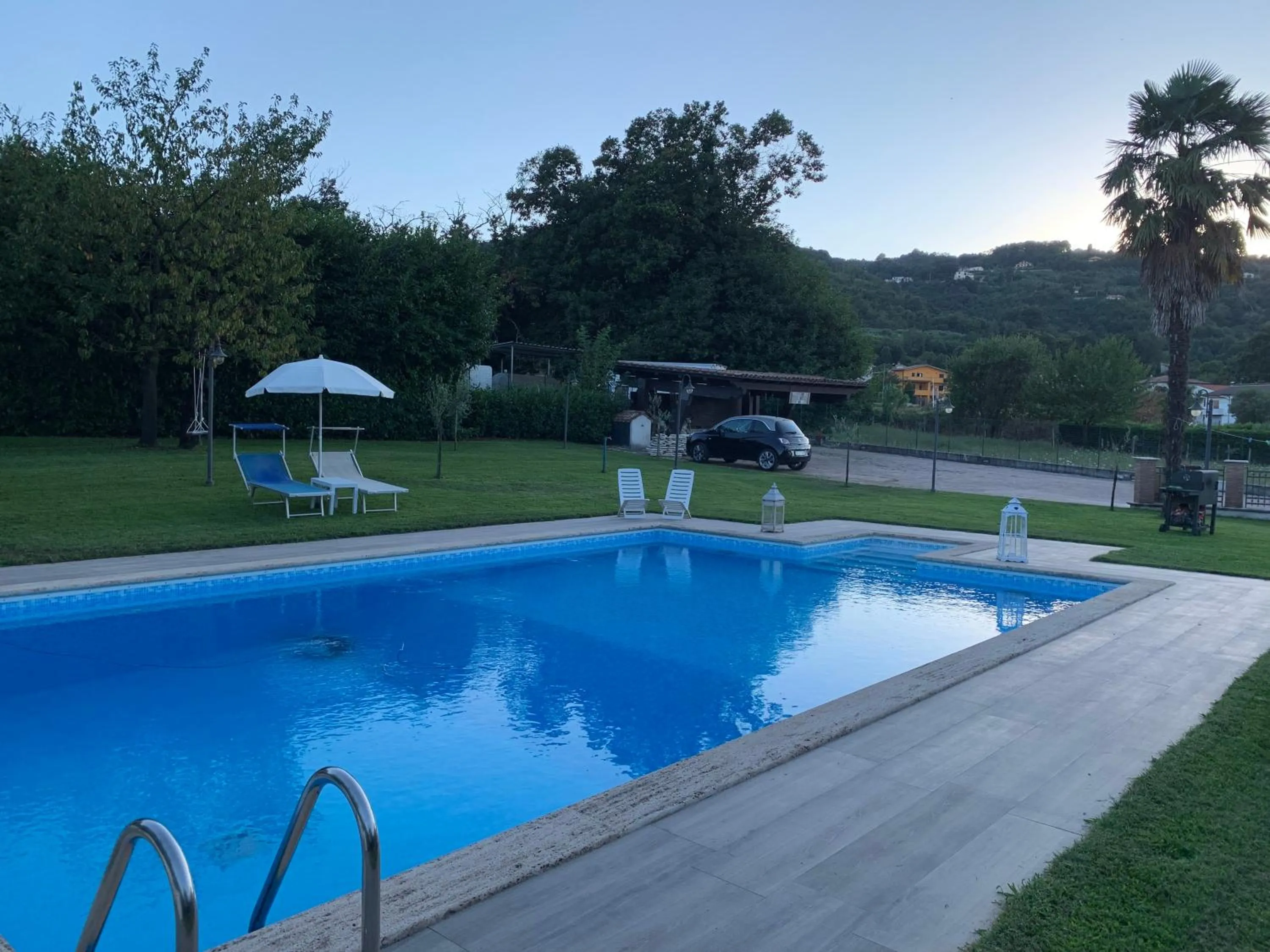 Four-Bedroom Vacation Home in Appartamento in Villa degli Ulivi