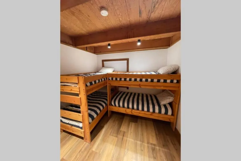Bed in DNA Chalet - Newly Renovated Townhome @ Northstar