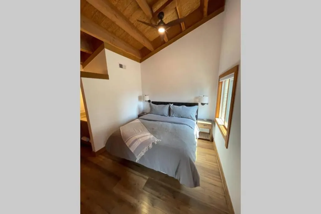 Bed in DNA Chalet - Newly Renovated Townhome @ Northstar