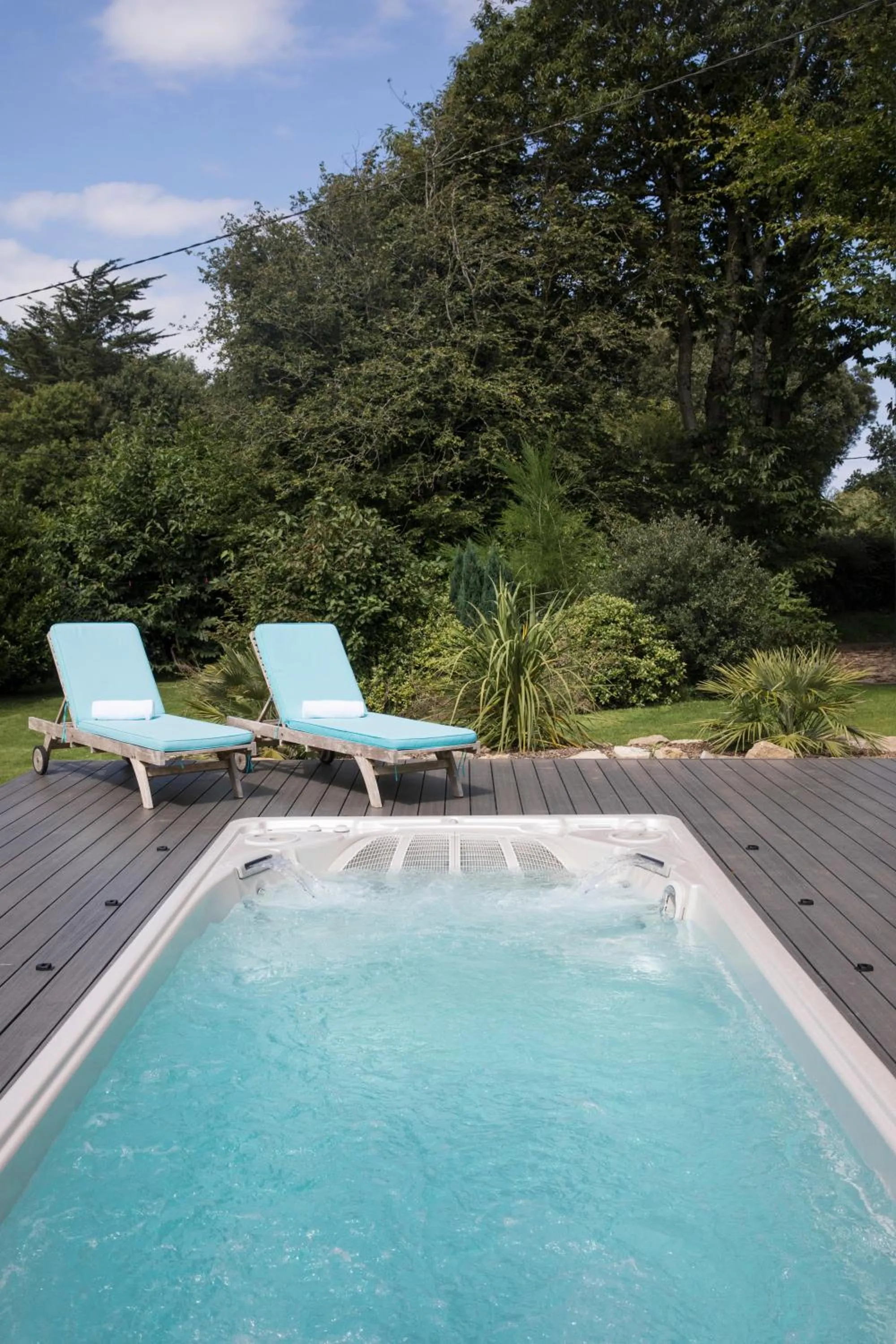 Hot Tub in EDEN Locquirec - Piscine & Spa Chambre d hôtes
