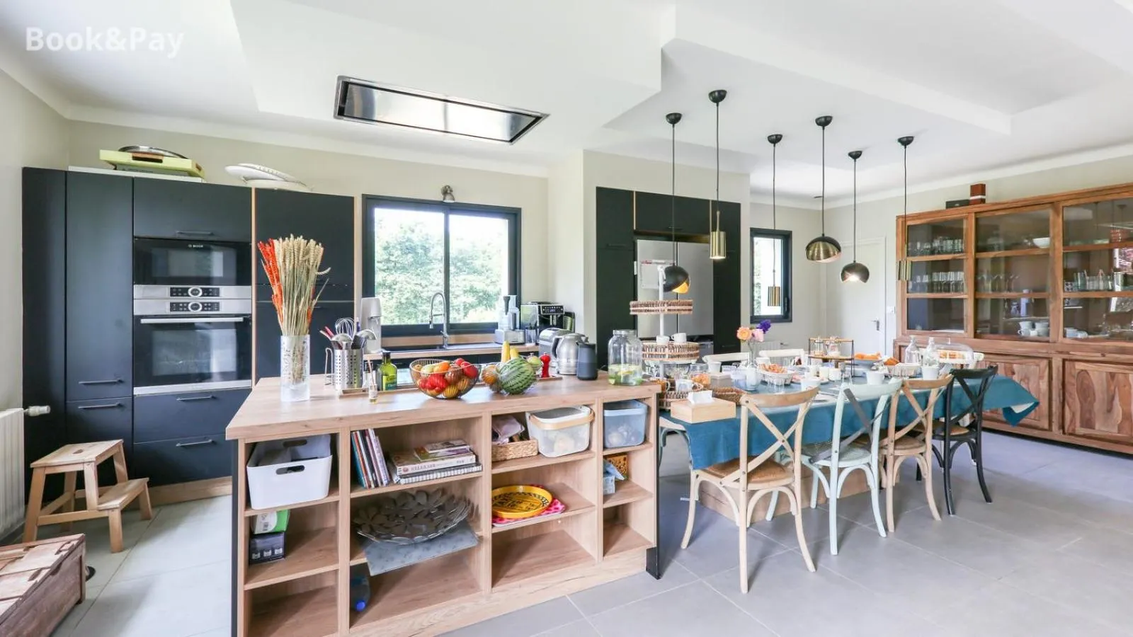 Breakfast in EDEN Locquirec - Piscine & Spa Chambre d hôtes