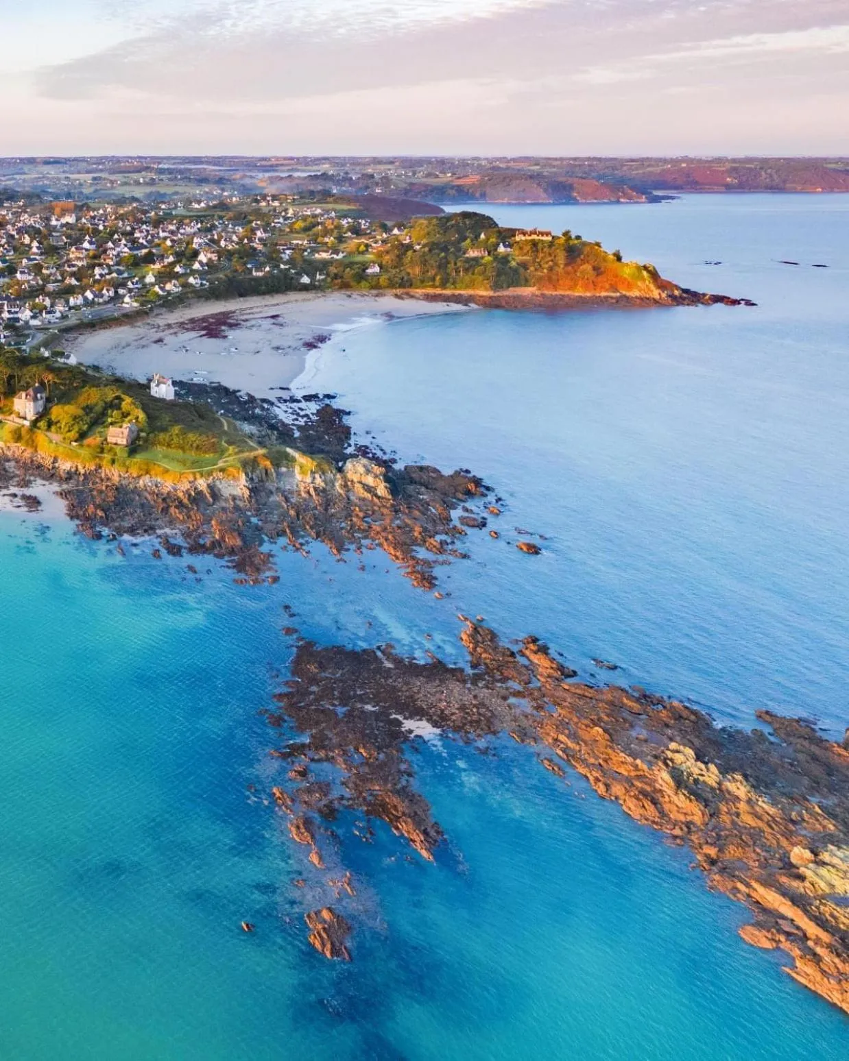 Beach in EDEN Locquirec - Piscine & Spa Chambre d hôtes