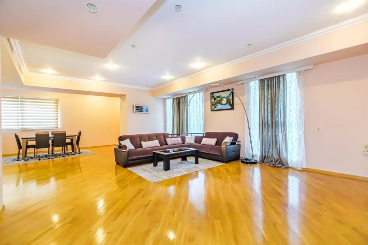 Port Baku Residance 710 A