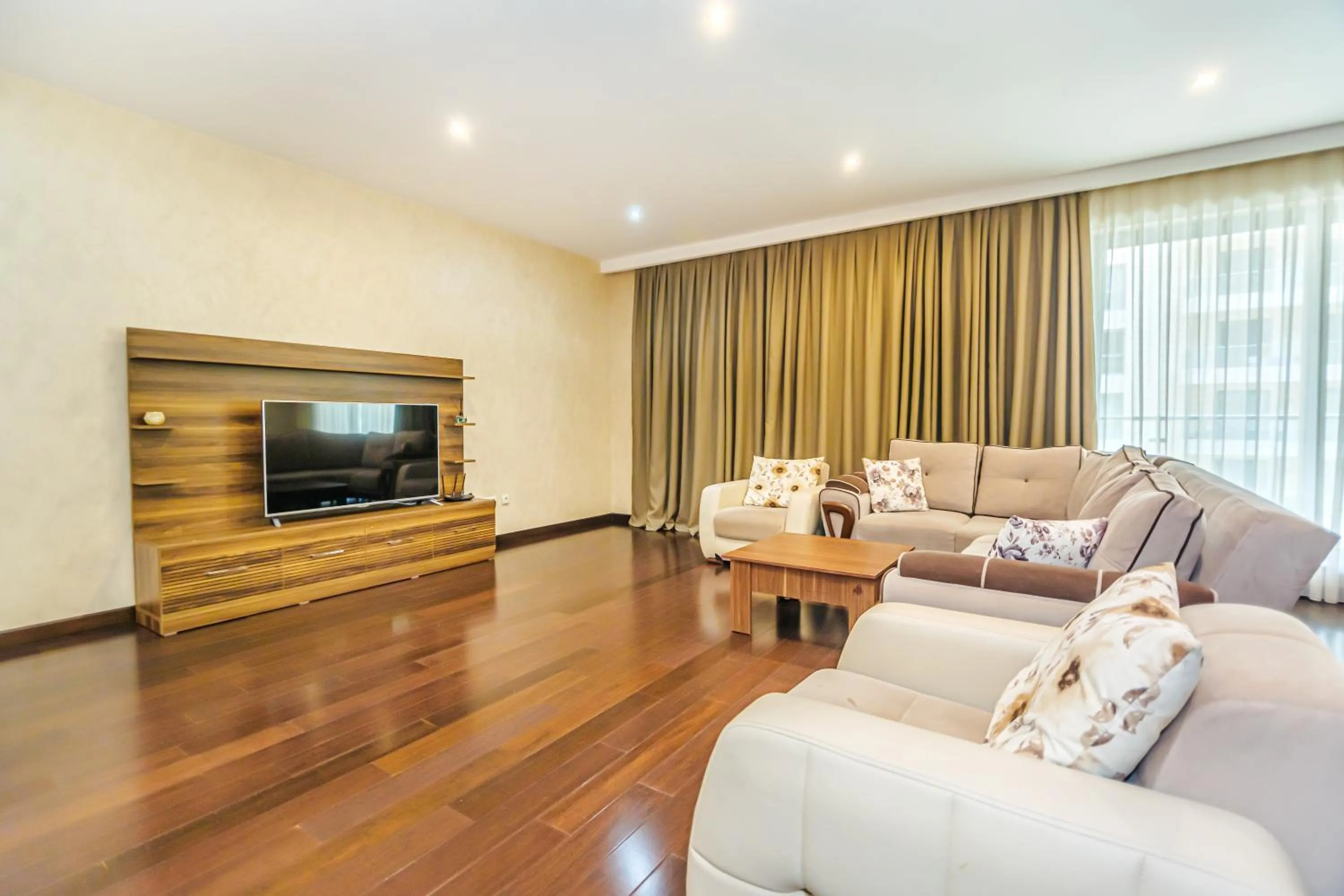 Port Baku Residance 710 A