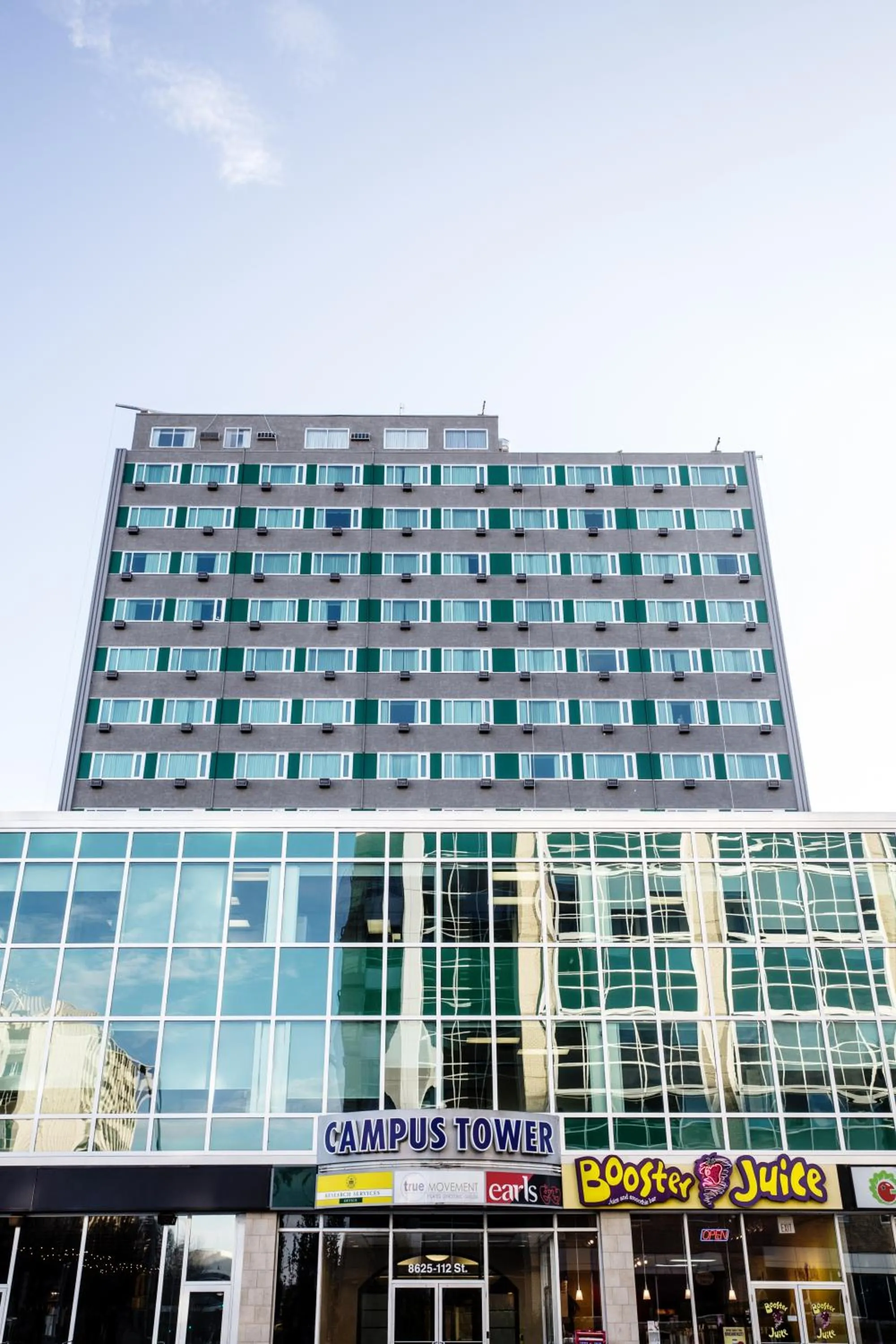 Facade/entrance in Campus Tower Suite Hotel