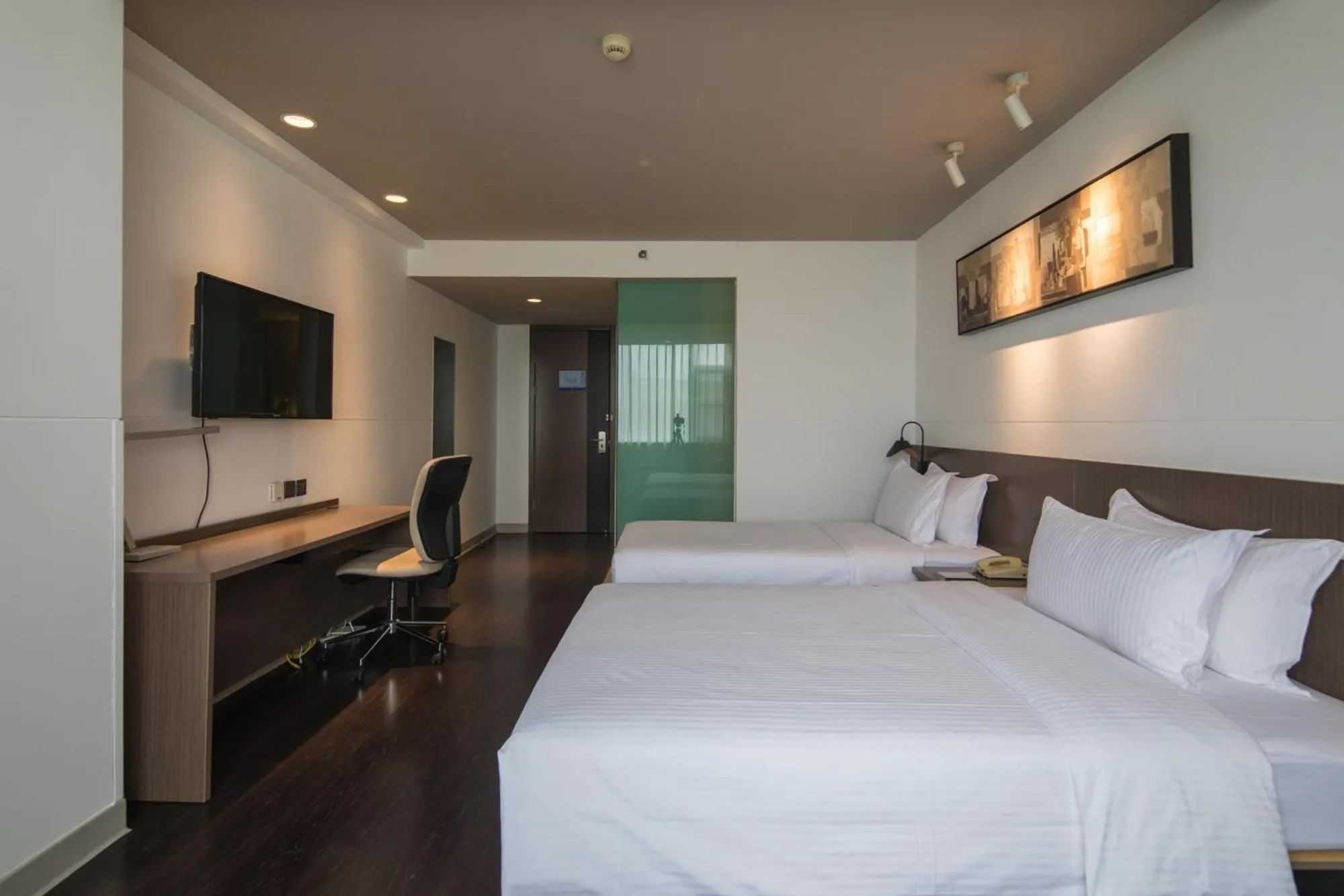 Microtel by Wyndham Kunming City Center