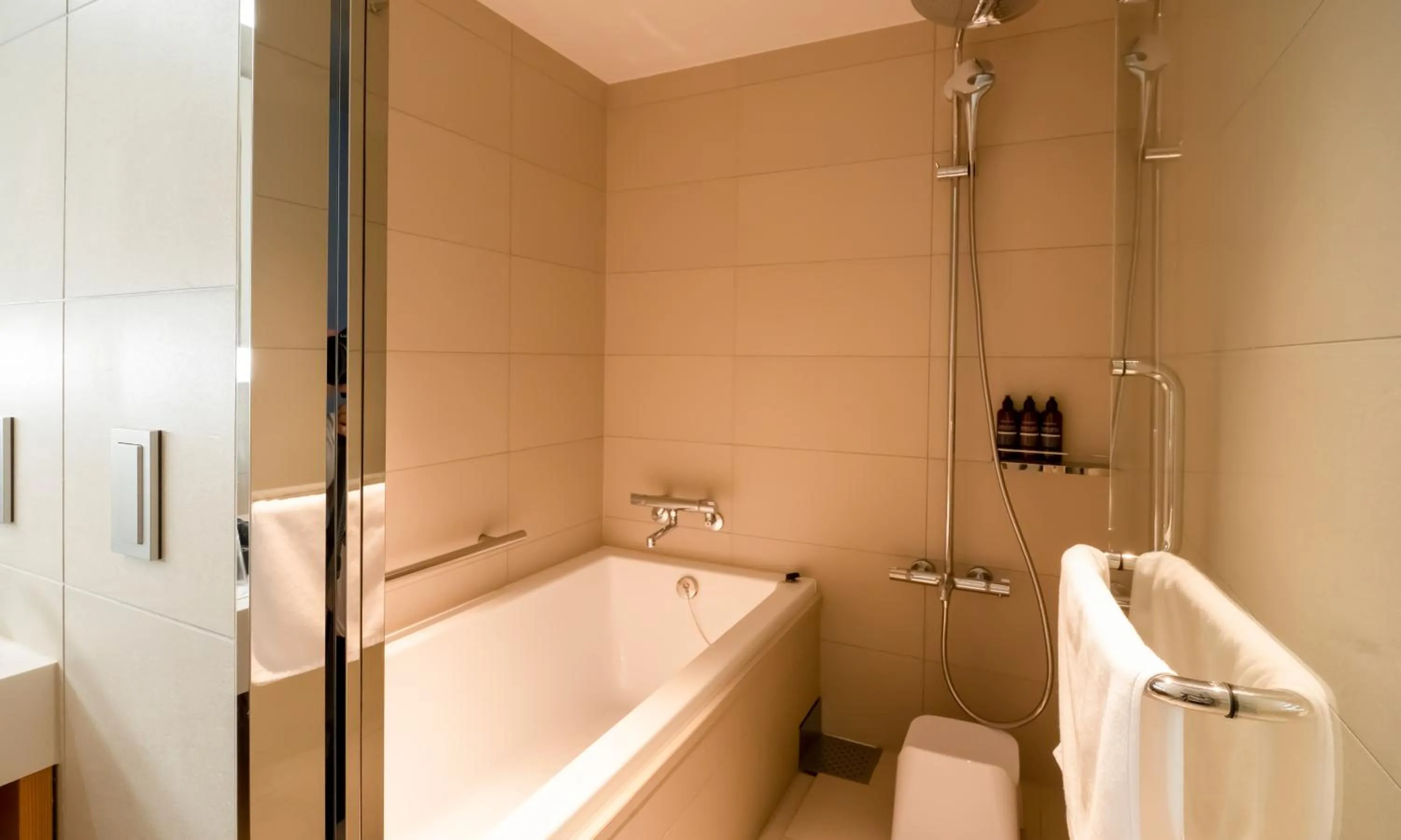 Shower in HOTEL RINGS KYOTO