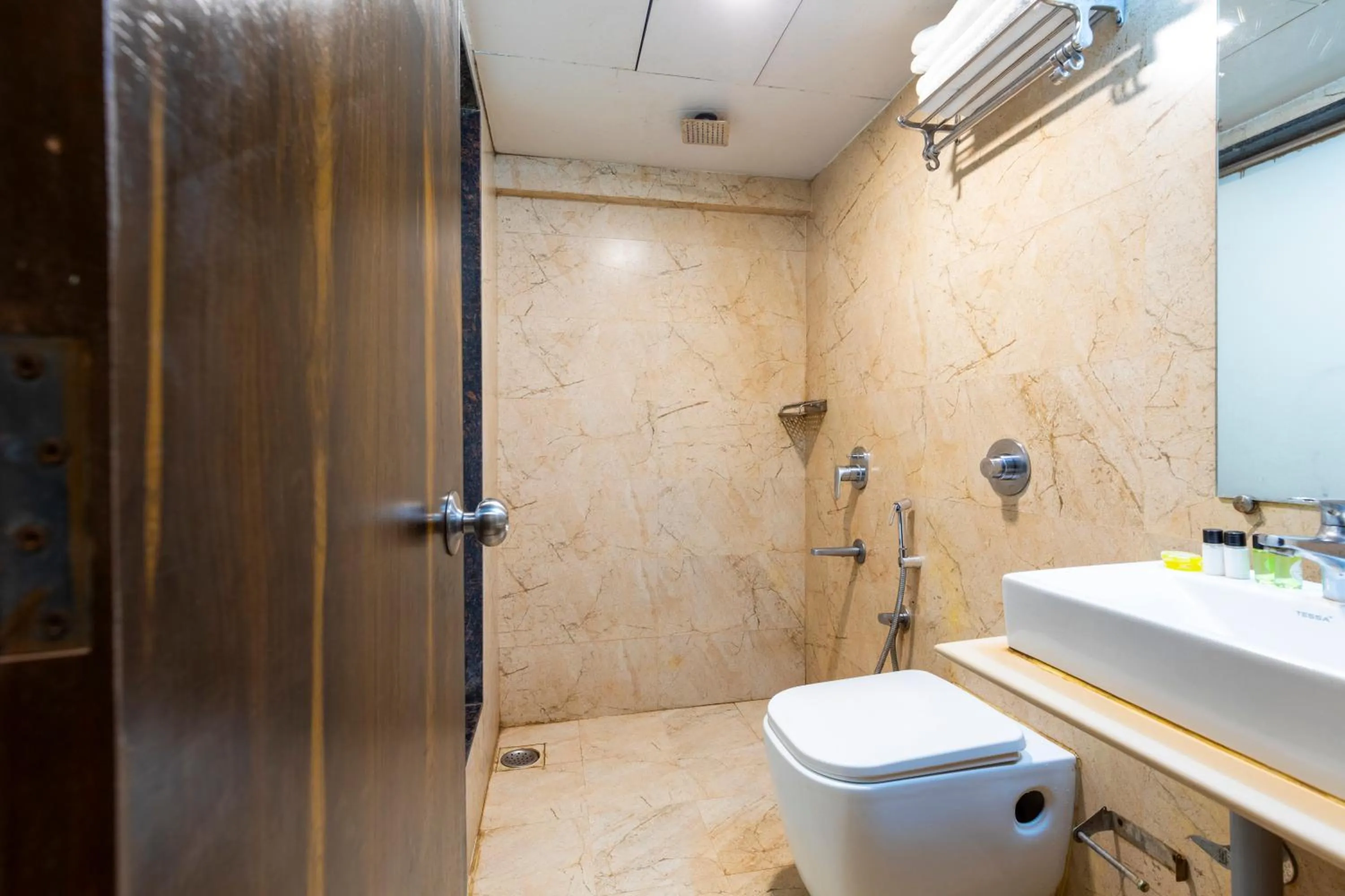 Hotel Embassy Park - BKC Mumbai