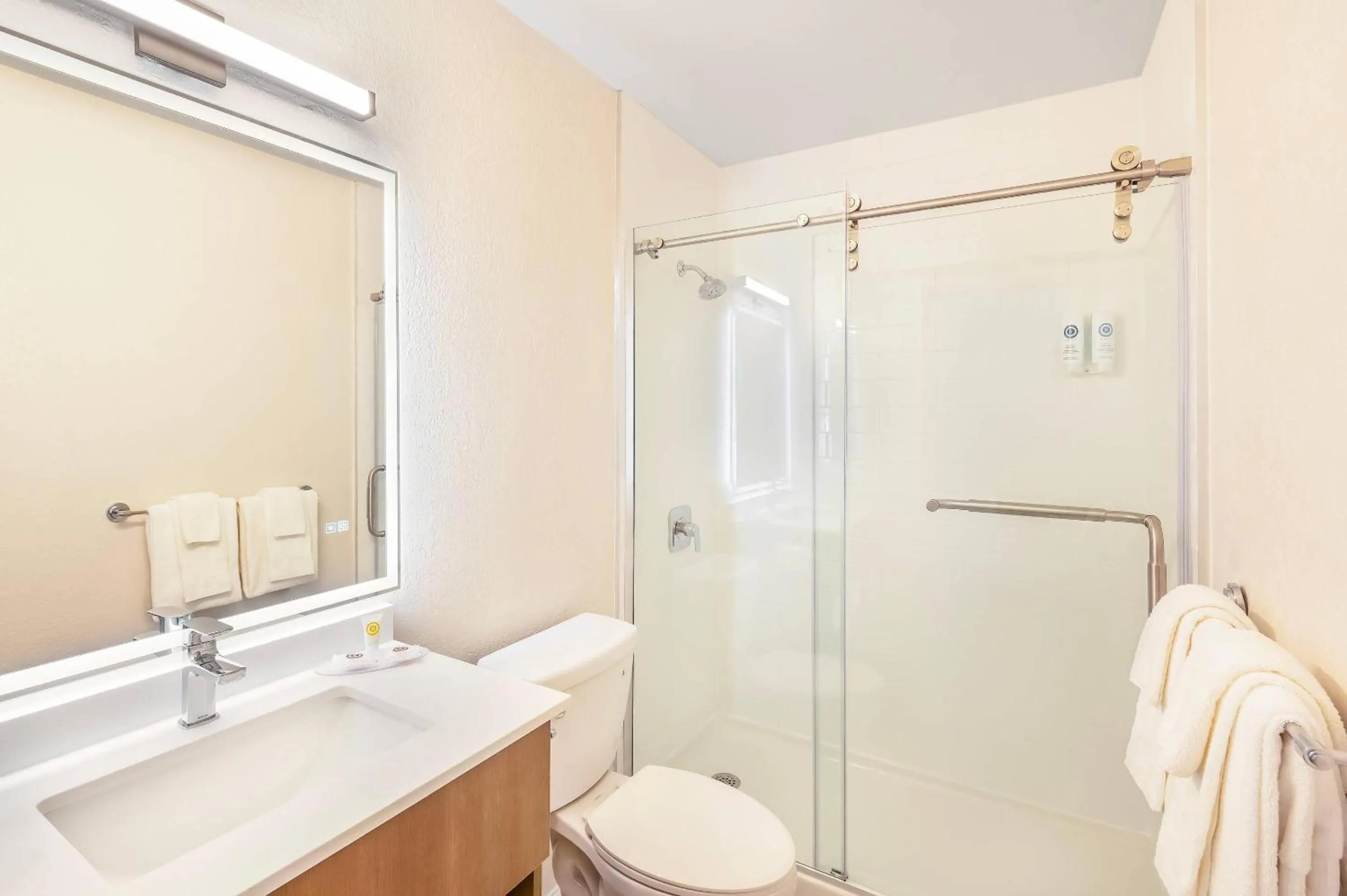 Bedroom in Comfort Inn