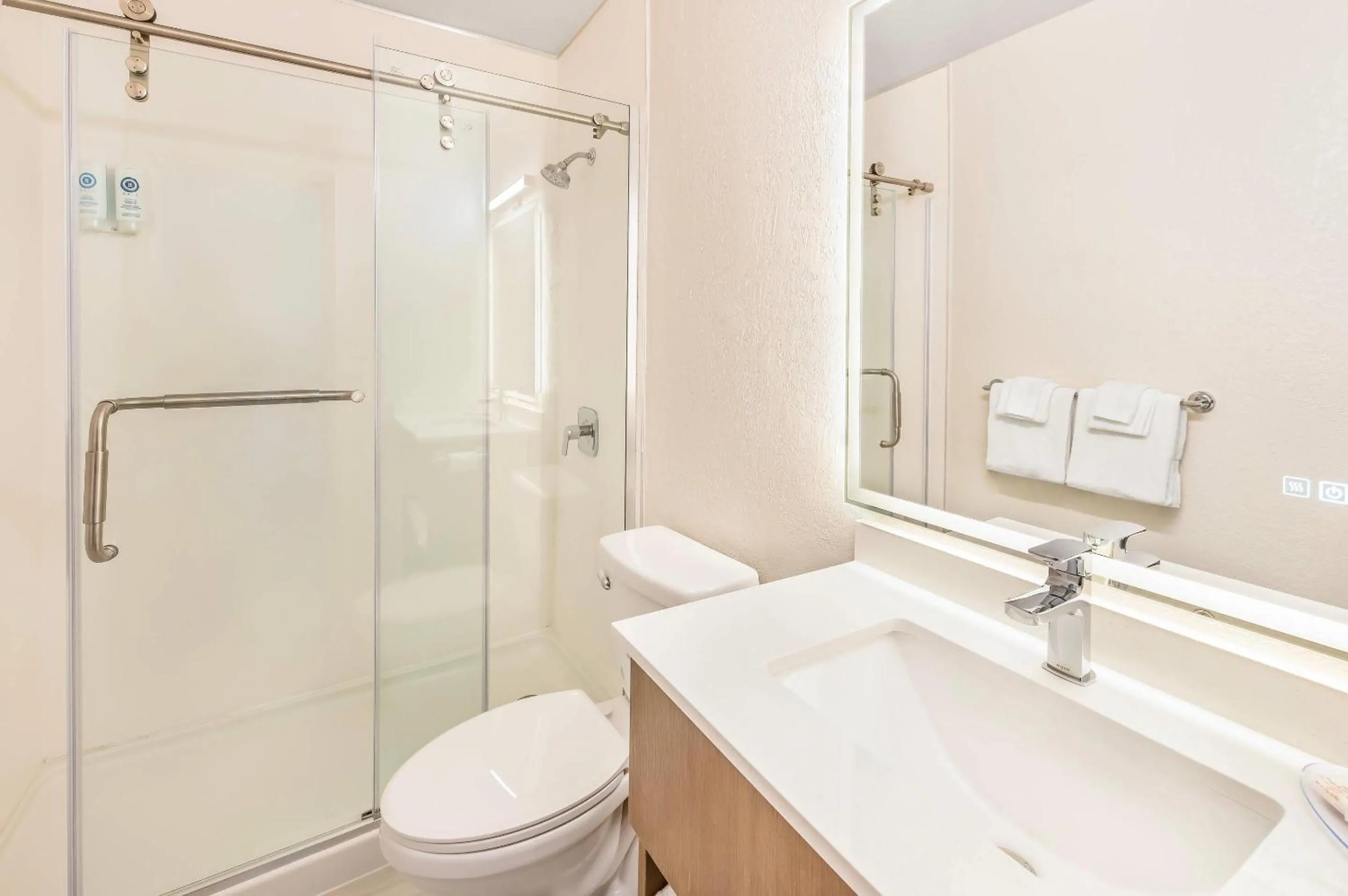 Bedroom in Comfort Inn