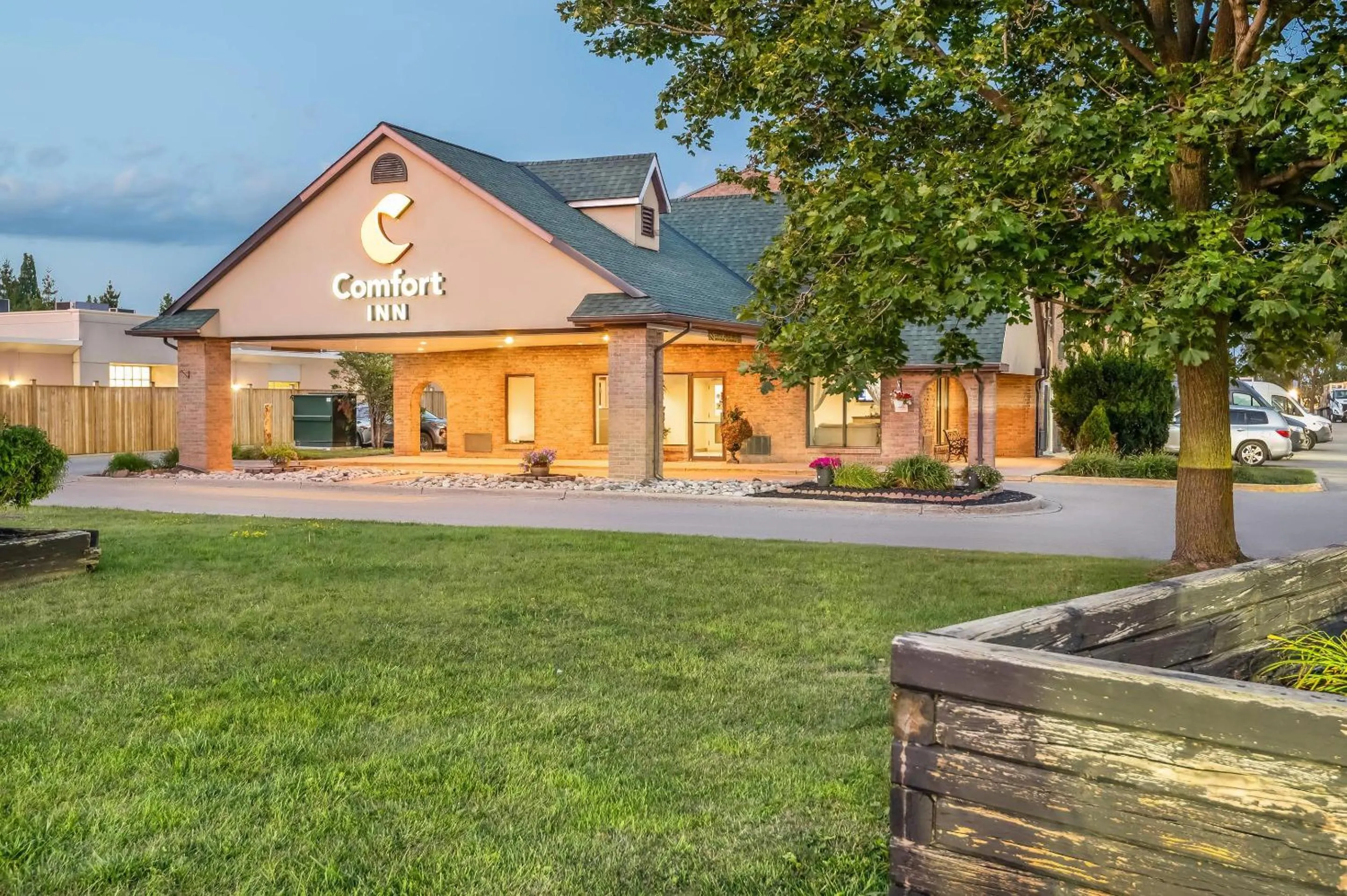 Property building in Comfort Inn