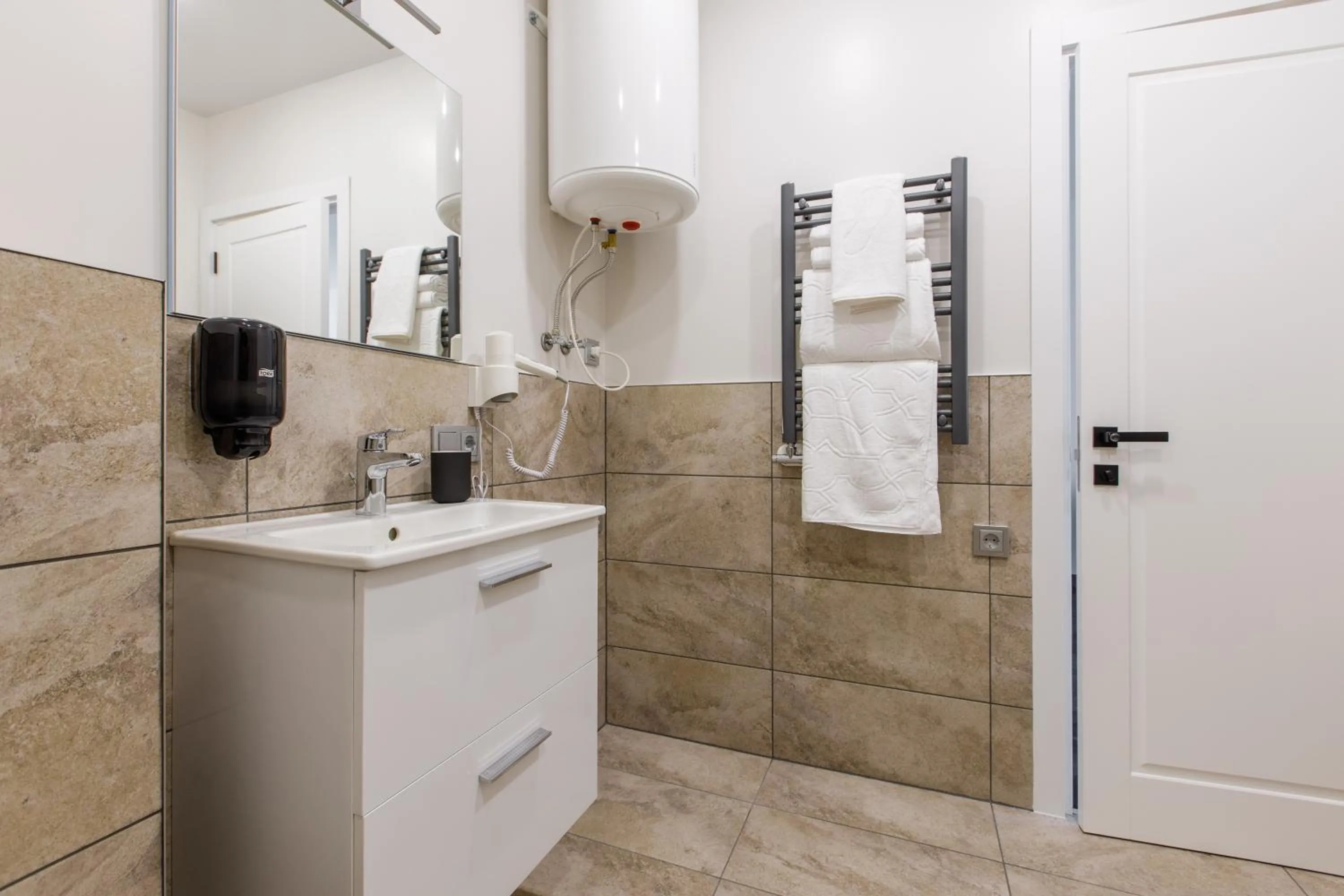 Bathroom in Seaside Central Hotel