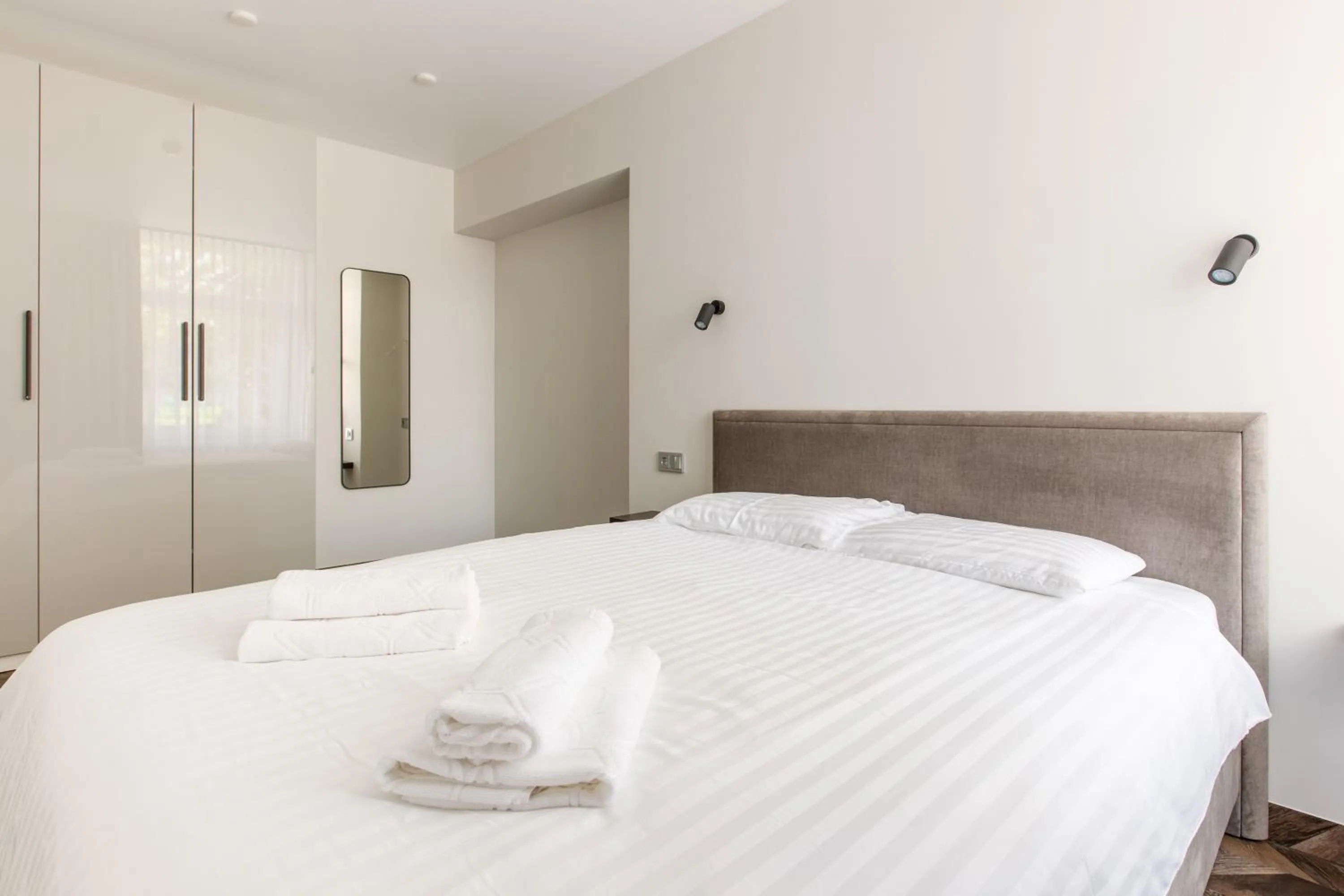 Bedroom, Bed in Seaside Central Hotel