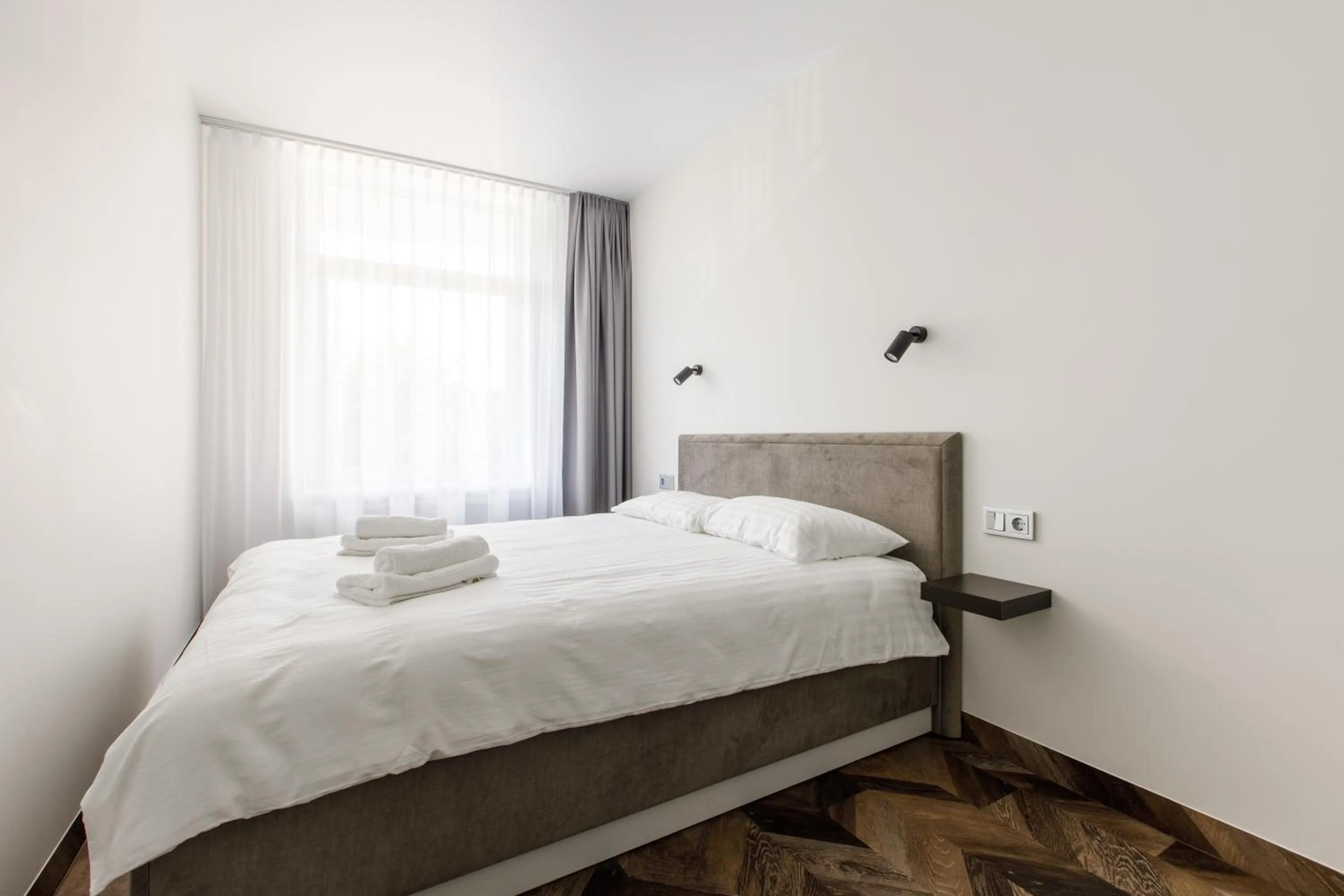 Bedroom, Bed in Seaside Central Hotel