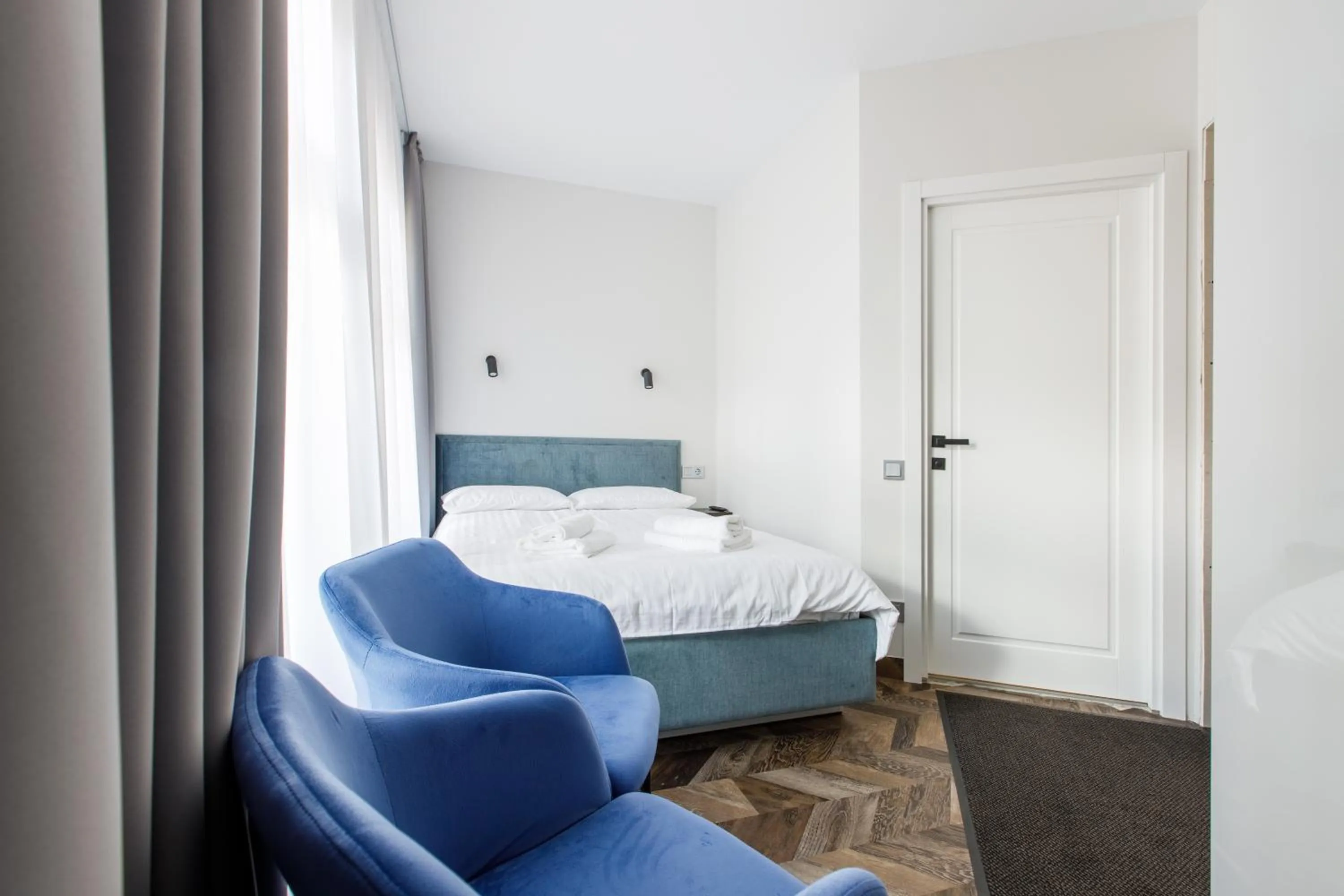 Photo of the whole room, Bed in Seaside Central Hotel