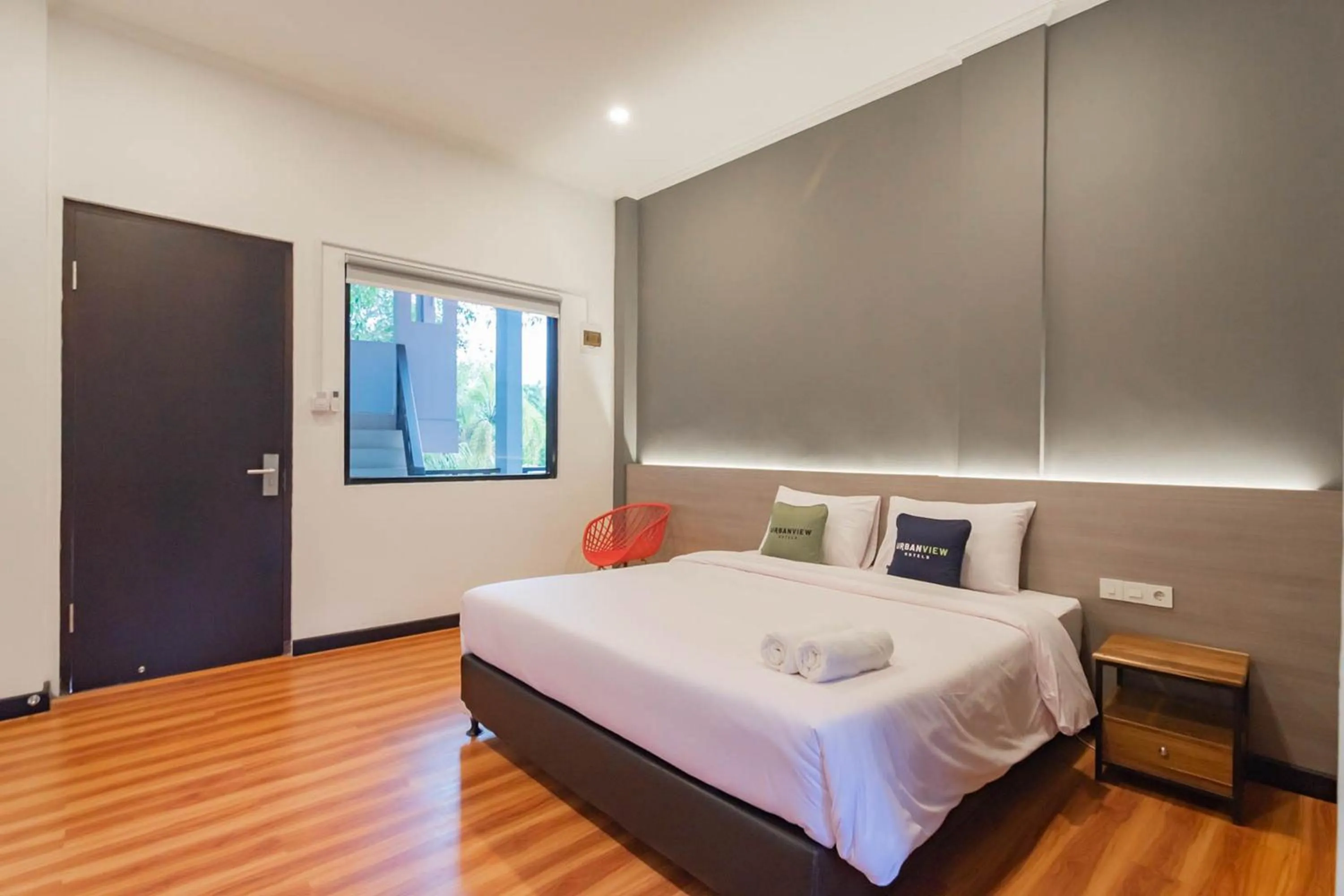 Bedroom, Bed in Urbanview Hotel Sagara Bogor