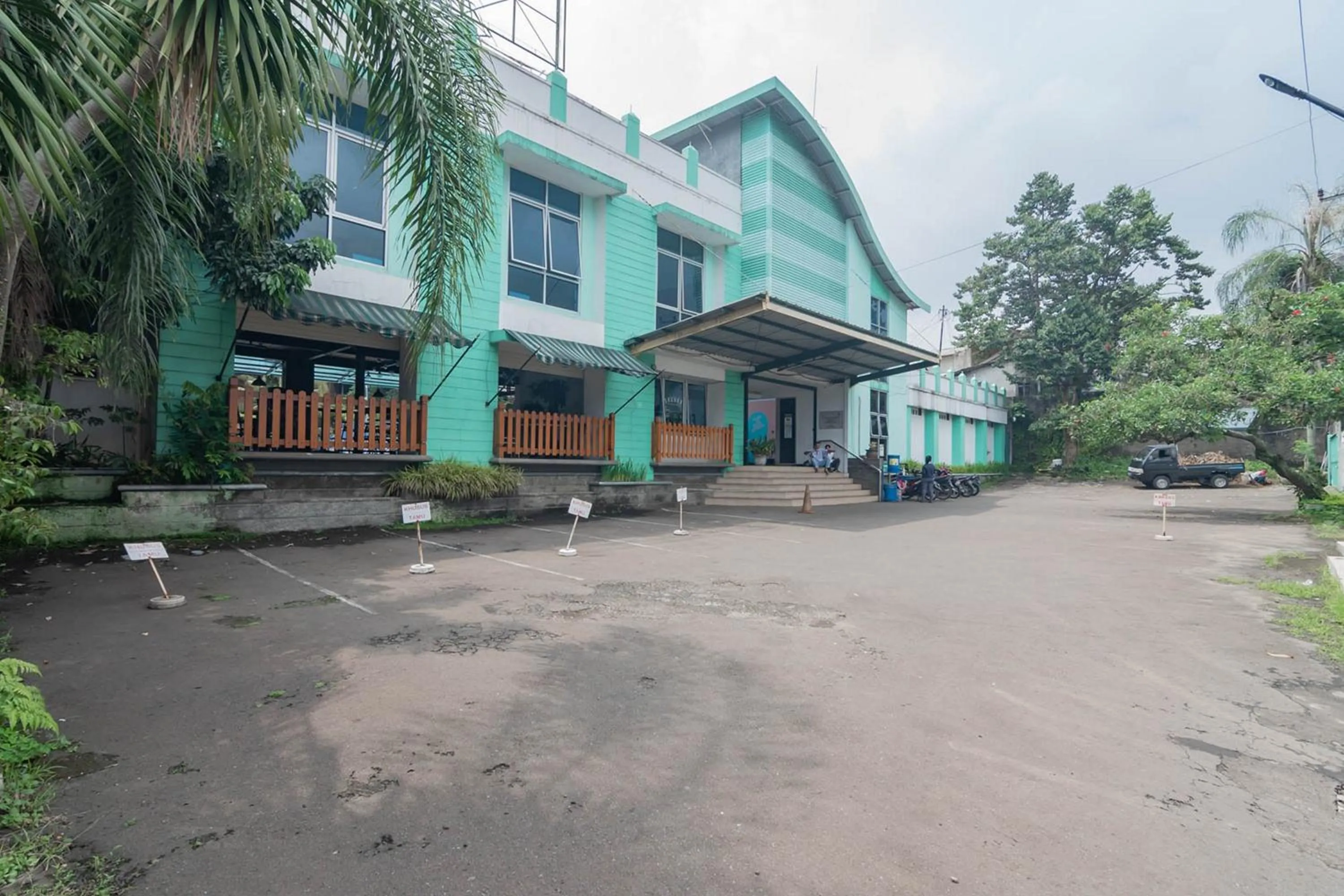 Property building in Urbanview Hotel Sagara Bogor