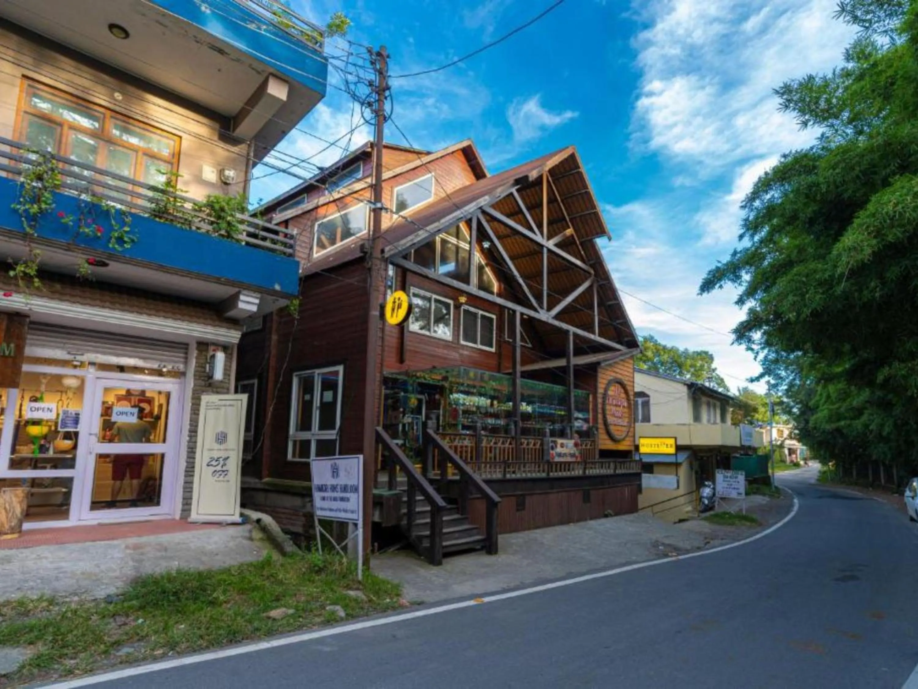 The Hosteller Kasar Devi