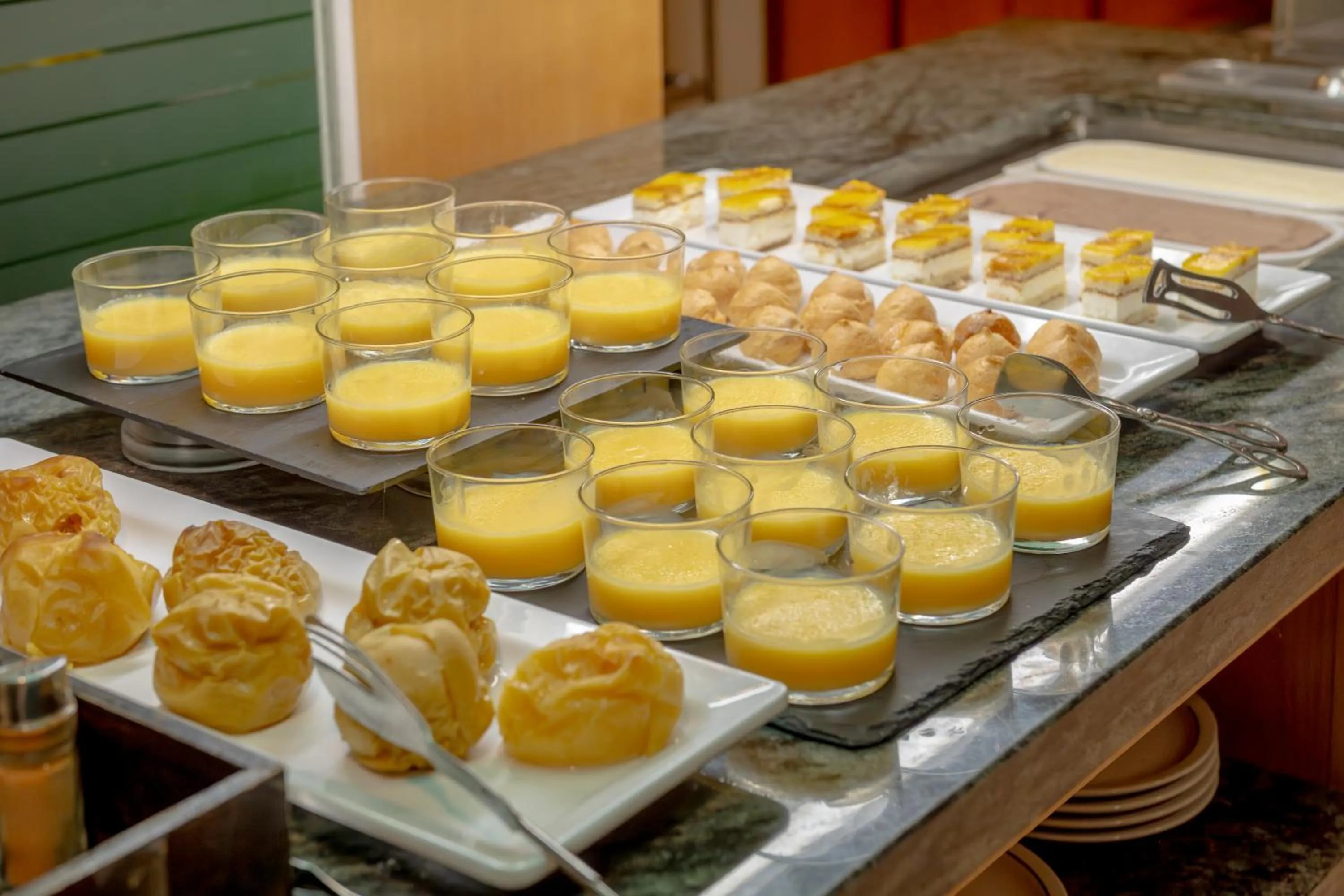 Food in Hotel Coray by Pierre & Vacances