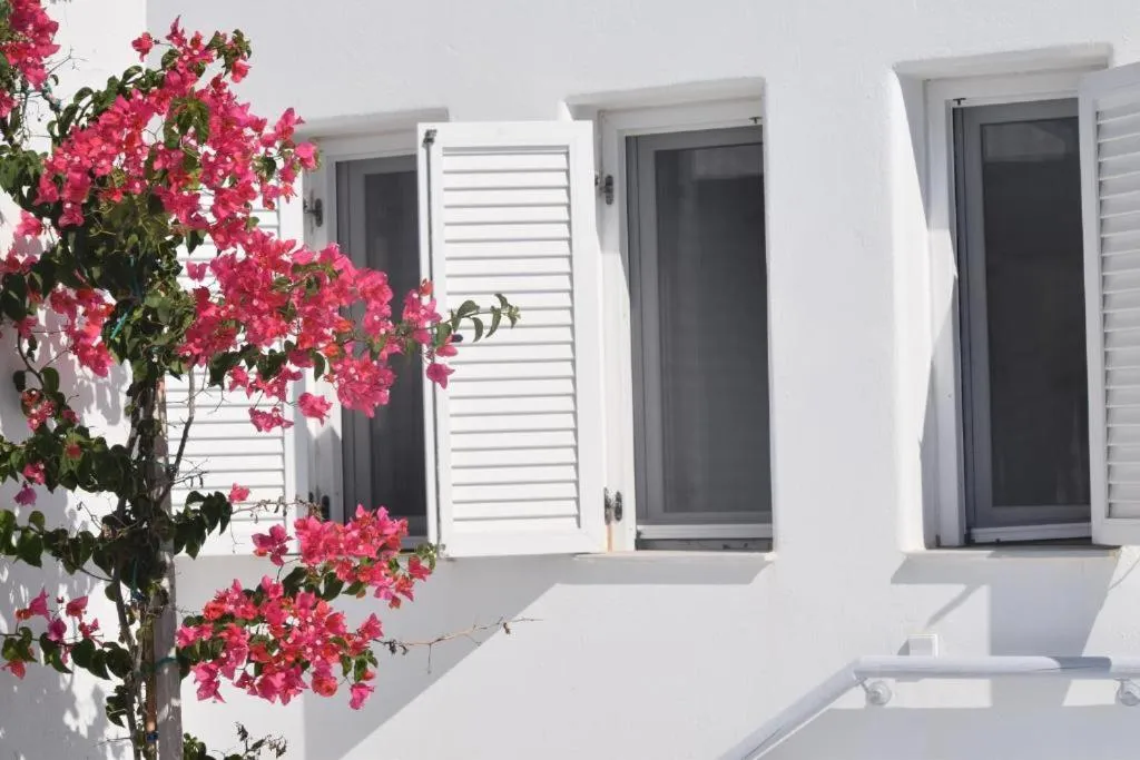 Sea paradise villas - Seaside & private jacuzzi