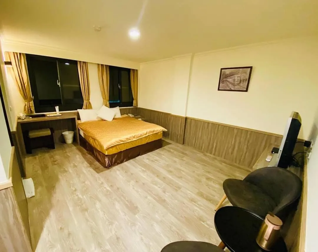 Bed in Yin Shan Hotel