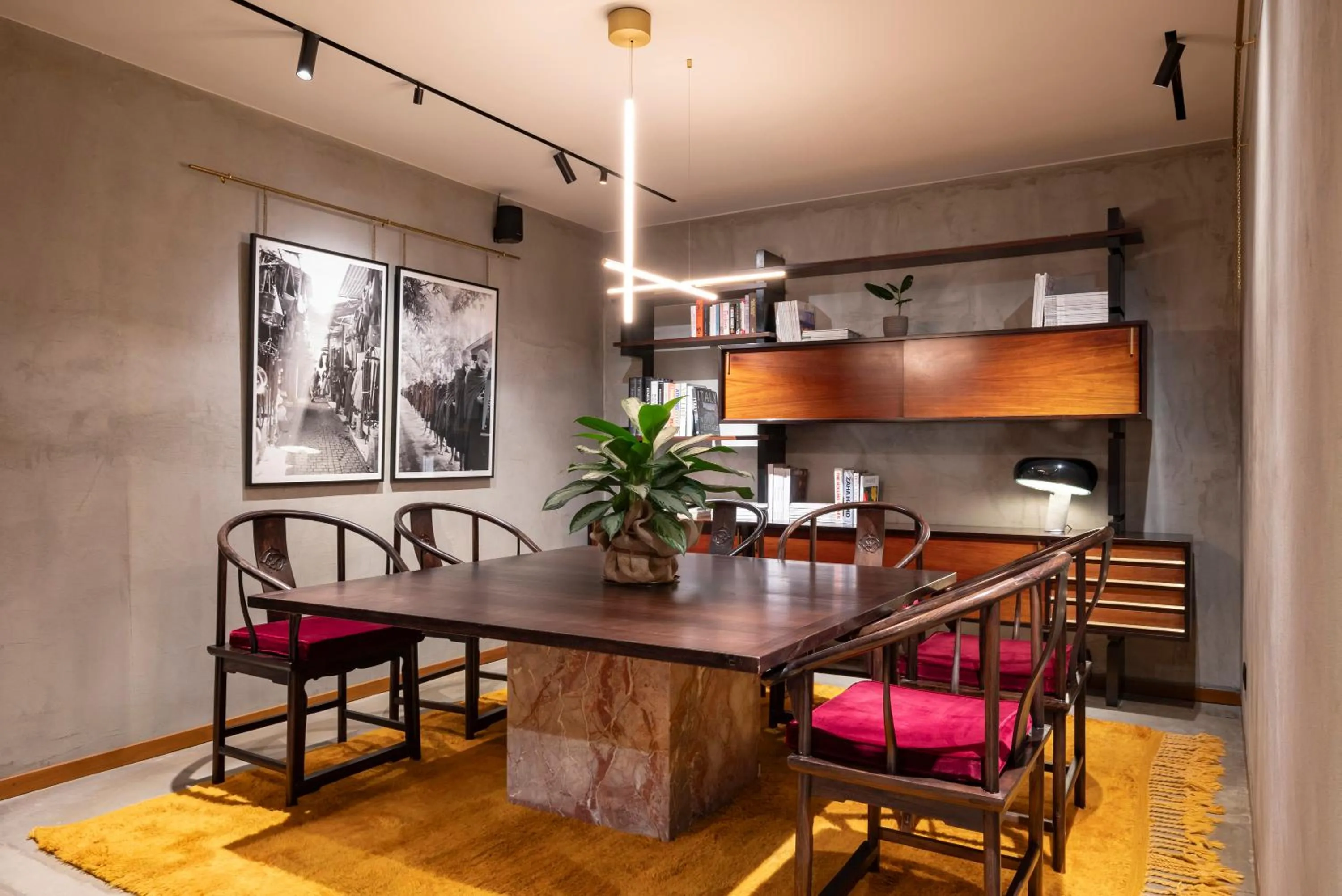 Library in Vico Milano