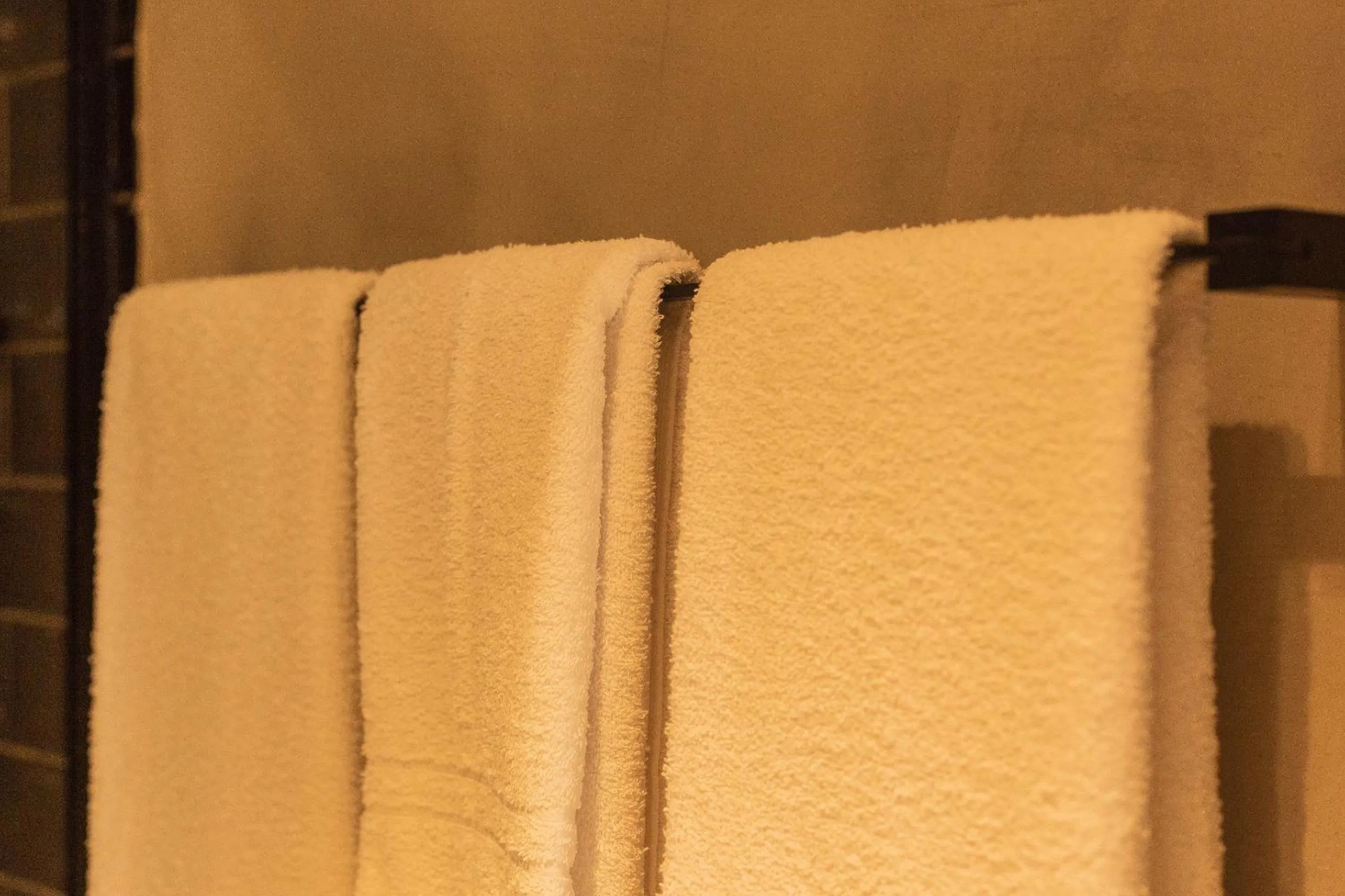 Toilet in Manaíra Apart Hotel por Carpediem