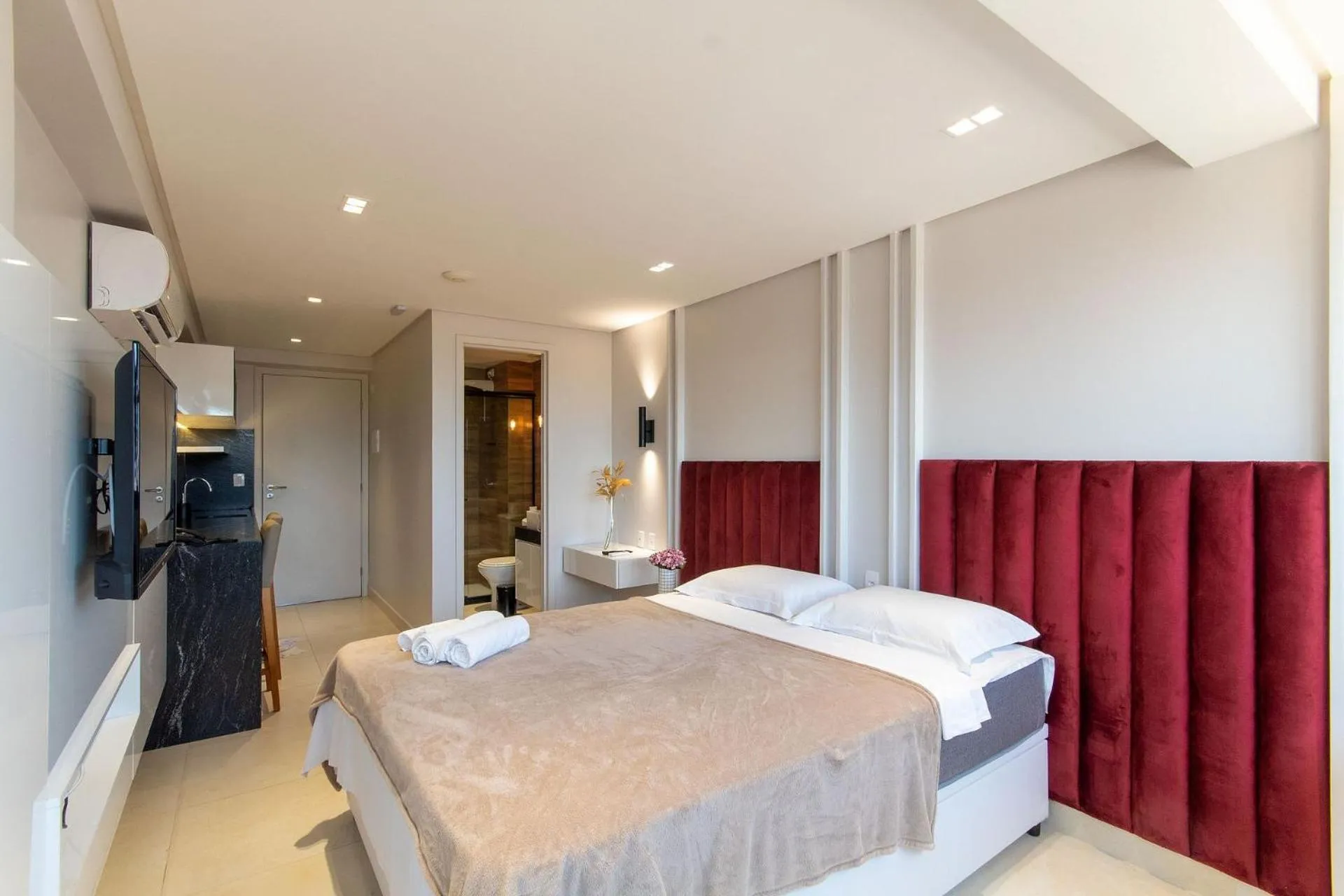 Bedroom, Bed in Manaíra Apart Hotel por Carpediem