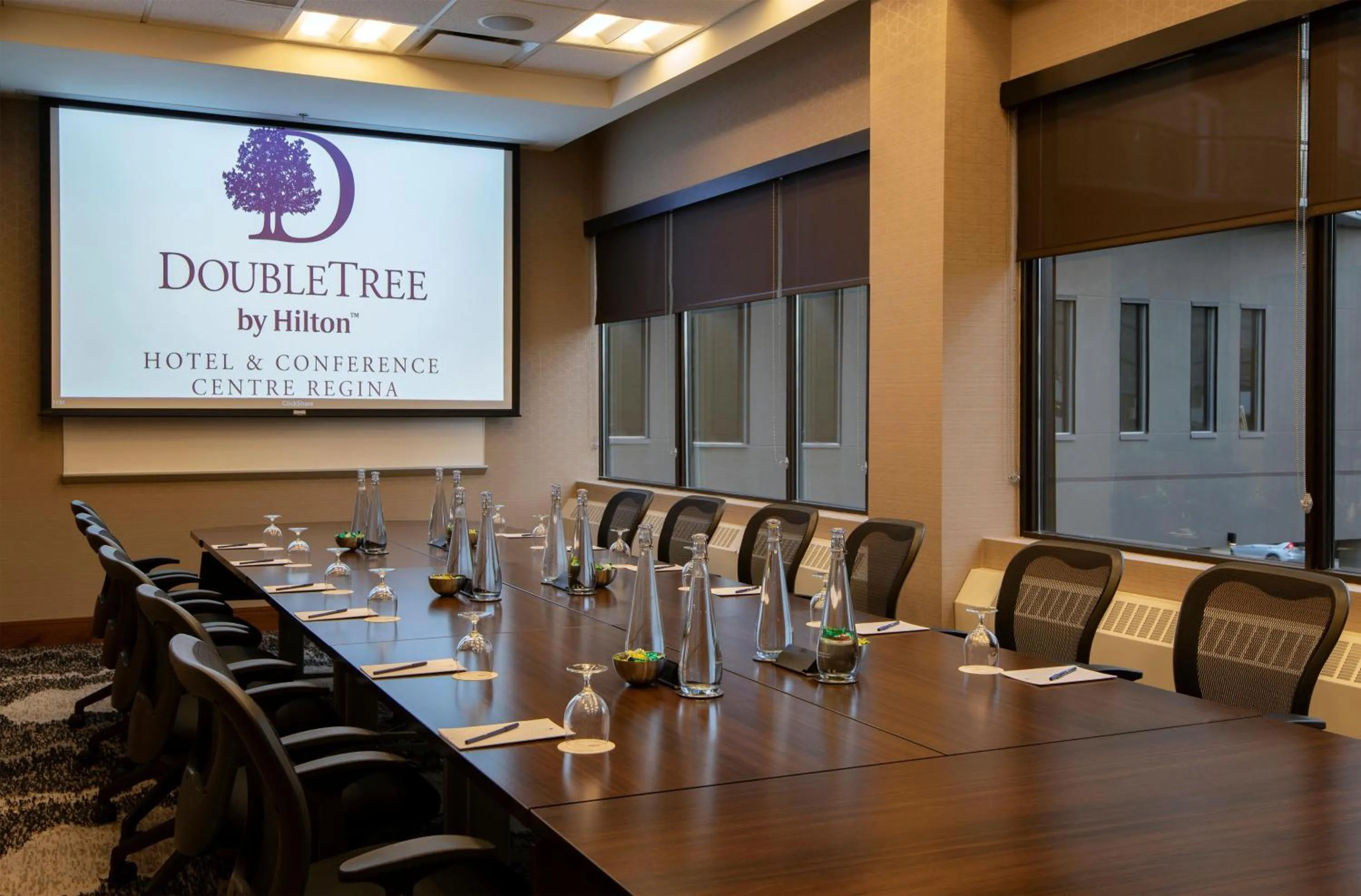 Meeting/conference room in DoubleTree by Hilton Hotel & Conference Centre Regina