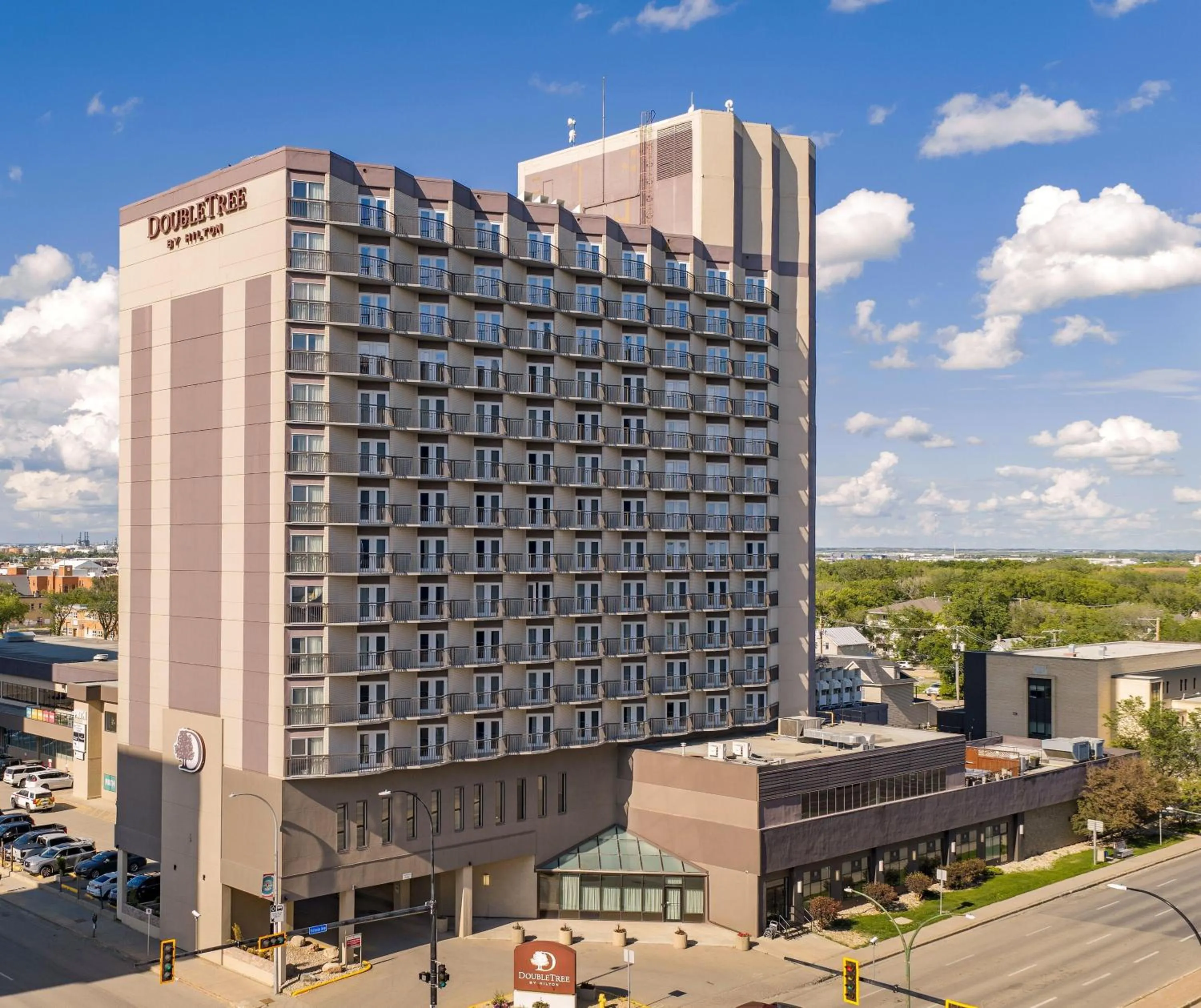 Property building in DoubleTree by Hilton Hotel & Conference Centre Regina