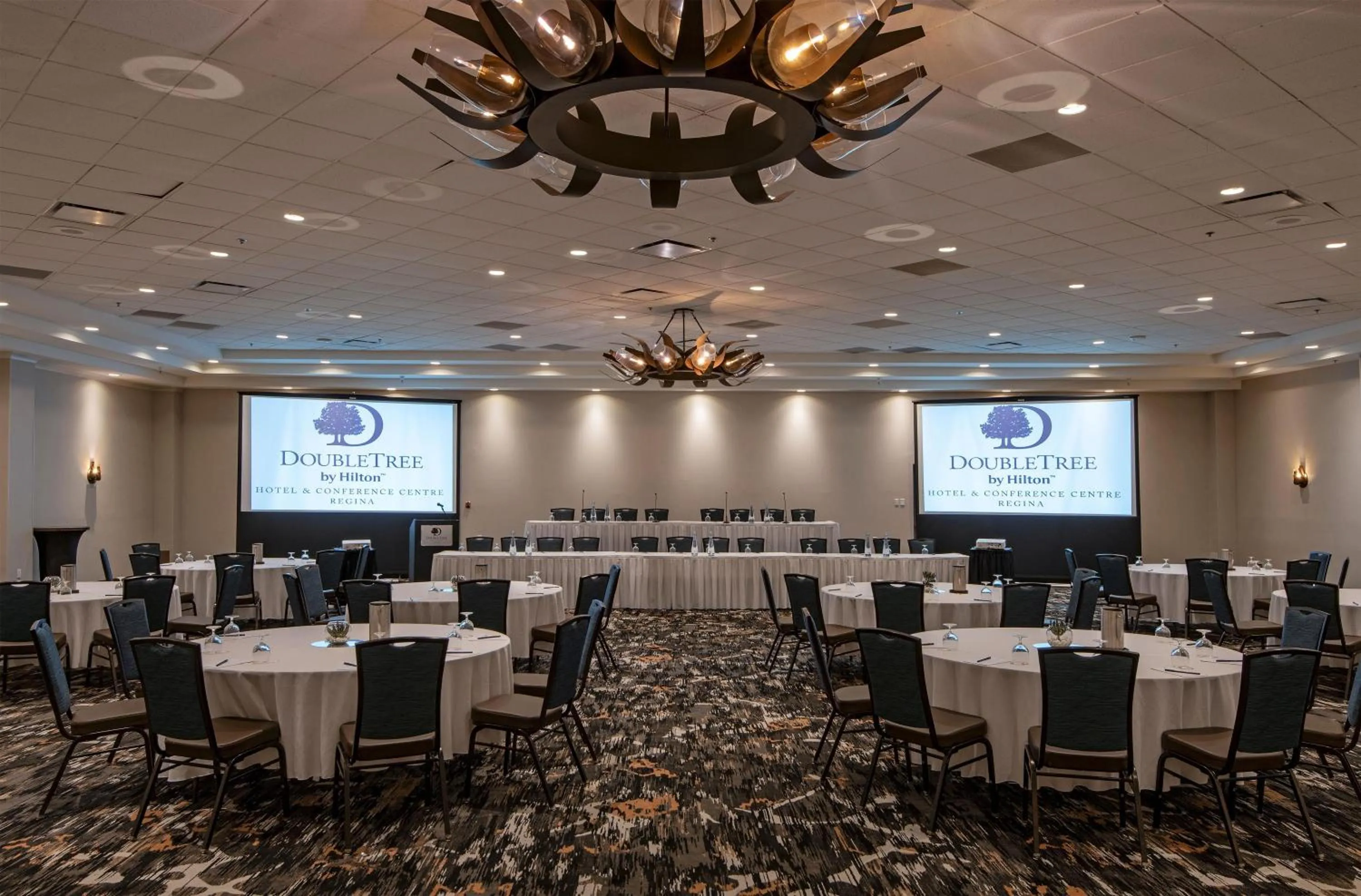 Meeting/conference room in DoubleTree by Hilton Hotel & Conference Centre Regina