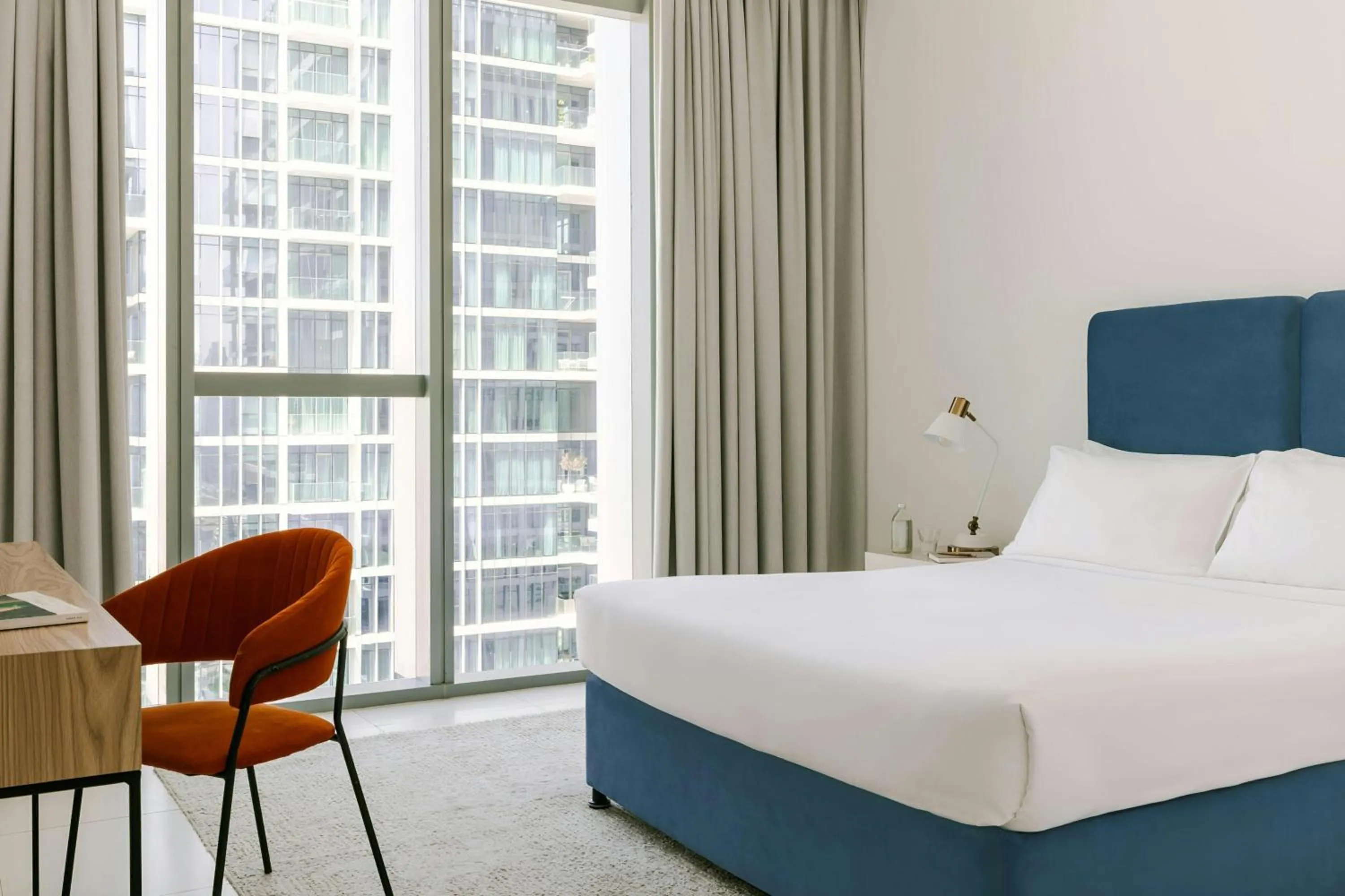 Bedroom, Bed in Sonder by Marriott Bonvoy Downtown Towers Apartments