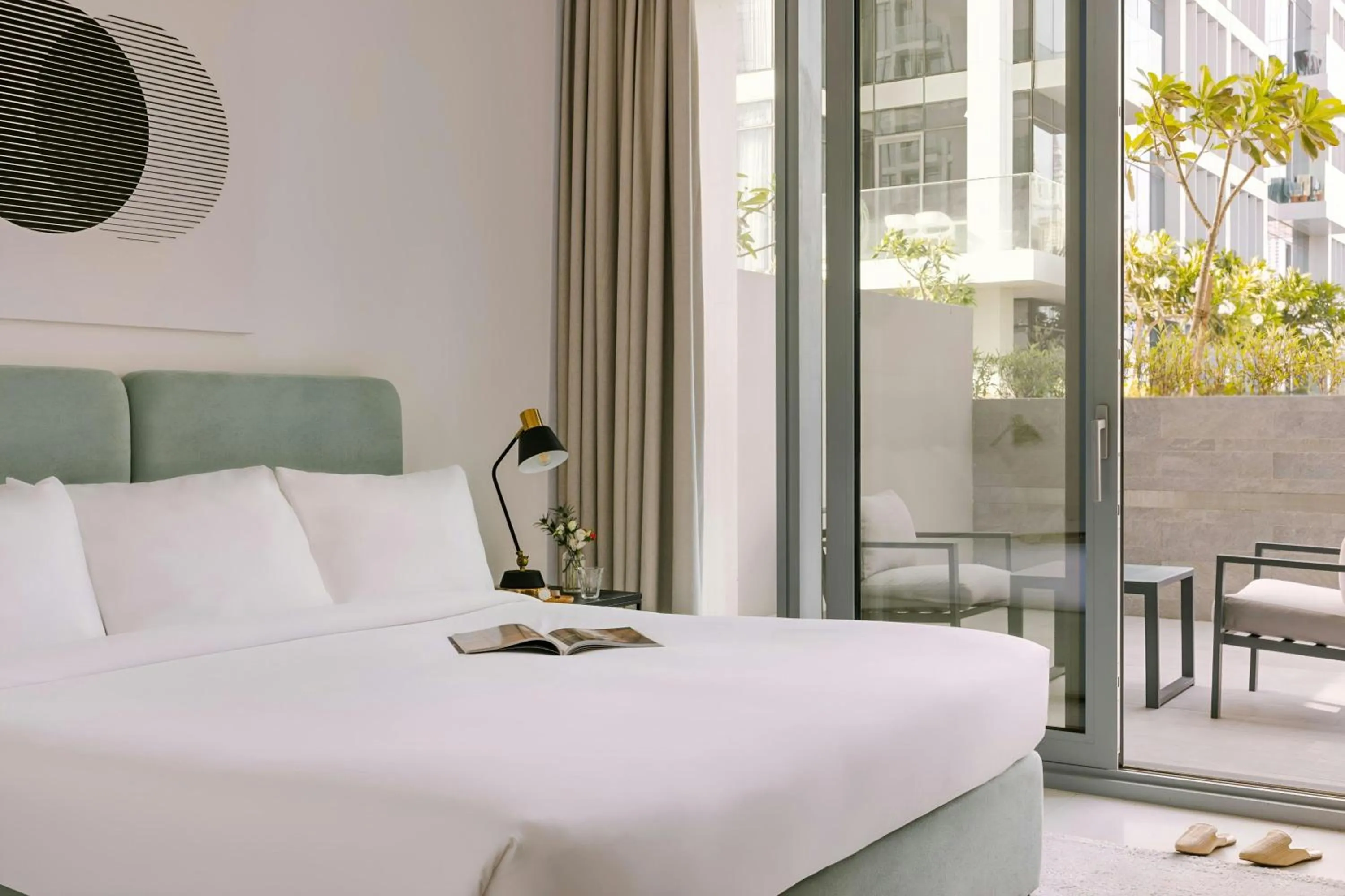 Bedroom, Bed in Sonder by Marriott Bonvoy Downtown Towers Apartments