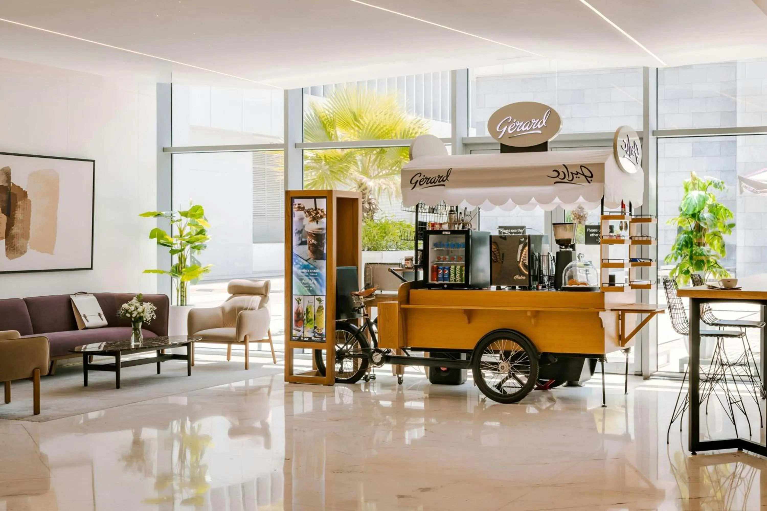 Lounge or bar in Sonder by Marriott Bonvoy Downtown Towers Apartments