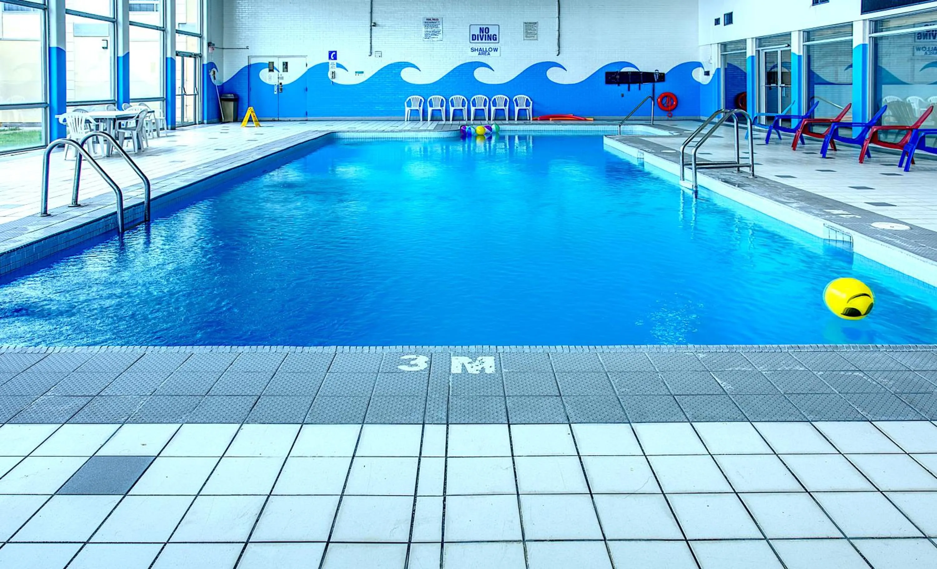 Swimming pool in Ramada by Wyndham London