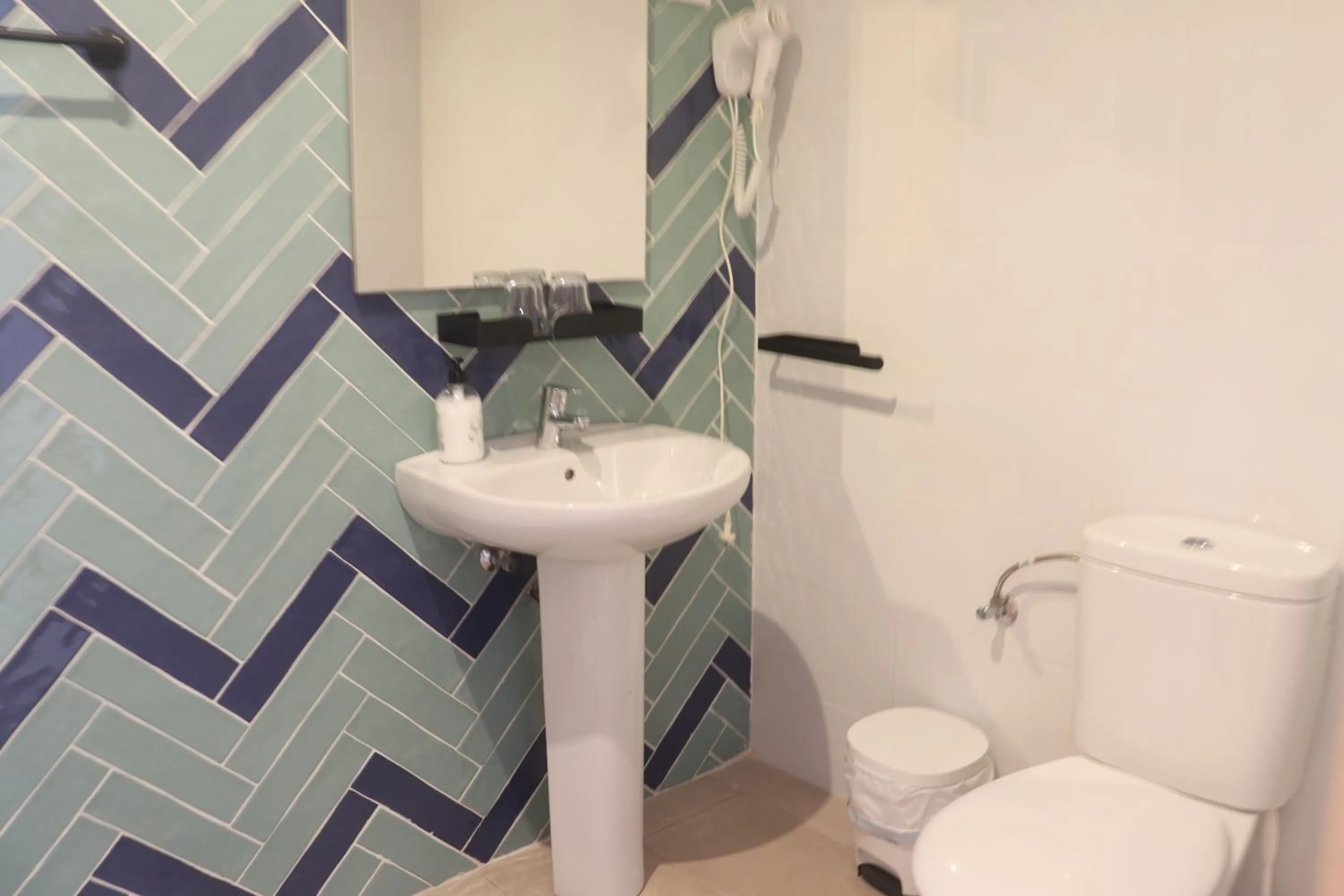 Shower in Hotel CALPE