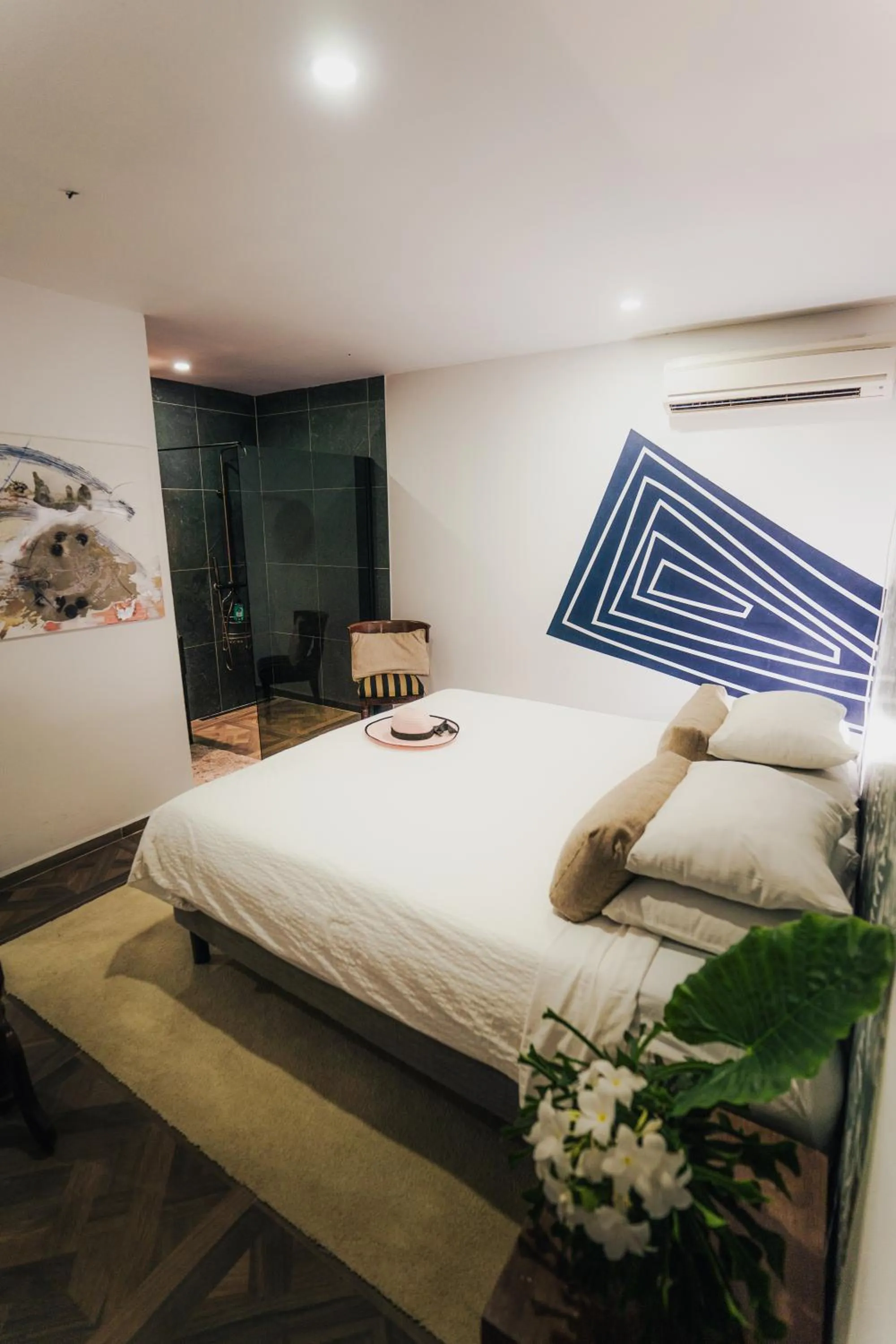 Bedroom, Bed in Thuishaven - boutique mini-resort