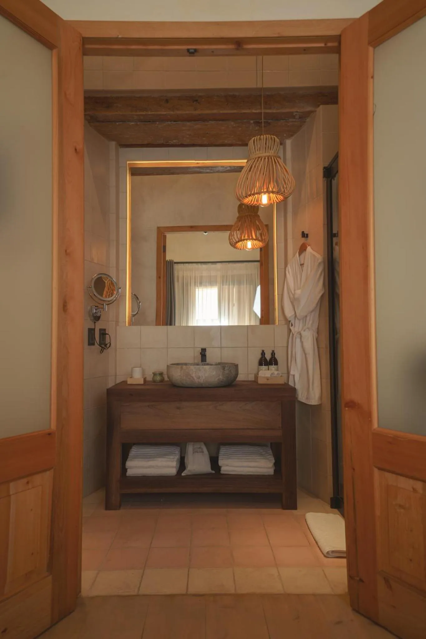 Bathroom, Bed in Taller de Juan - Casa Hotel