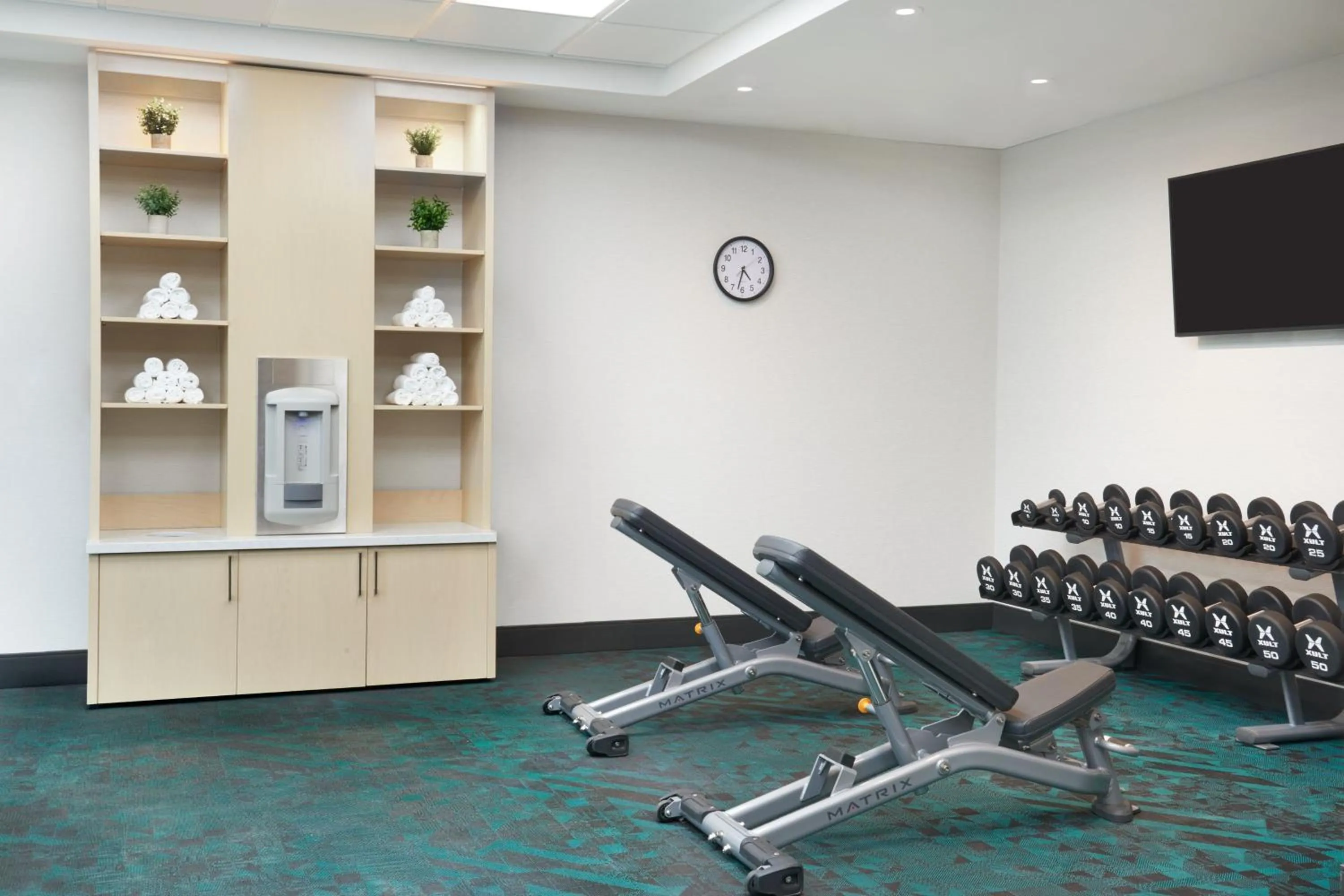 Fitness centre/facilities in TownePlace Suites by Marriott Toronto Oakville