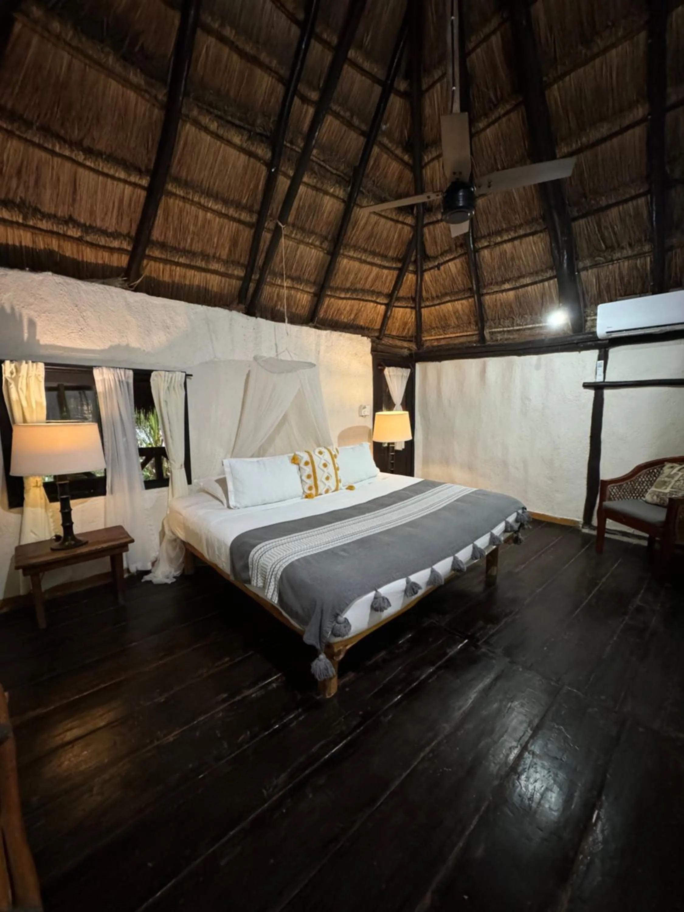 Photo of the whole room, Bed in Sivana Tulum