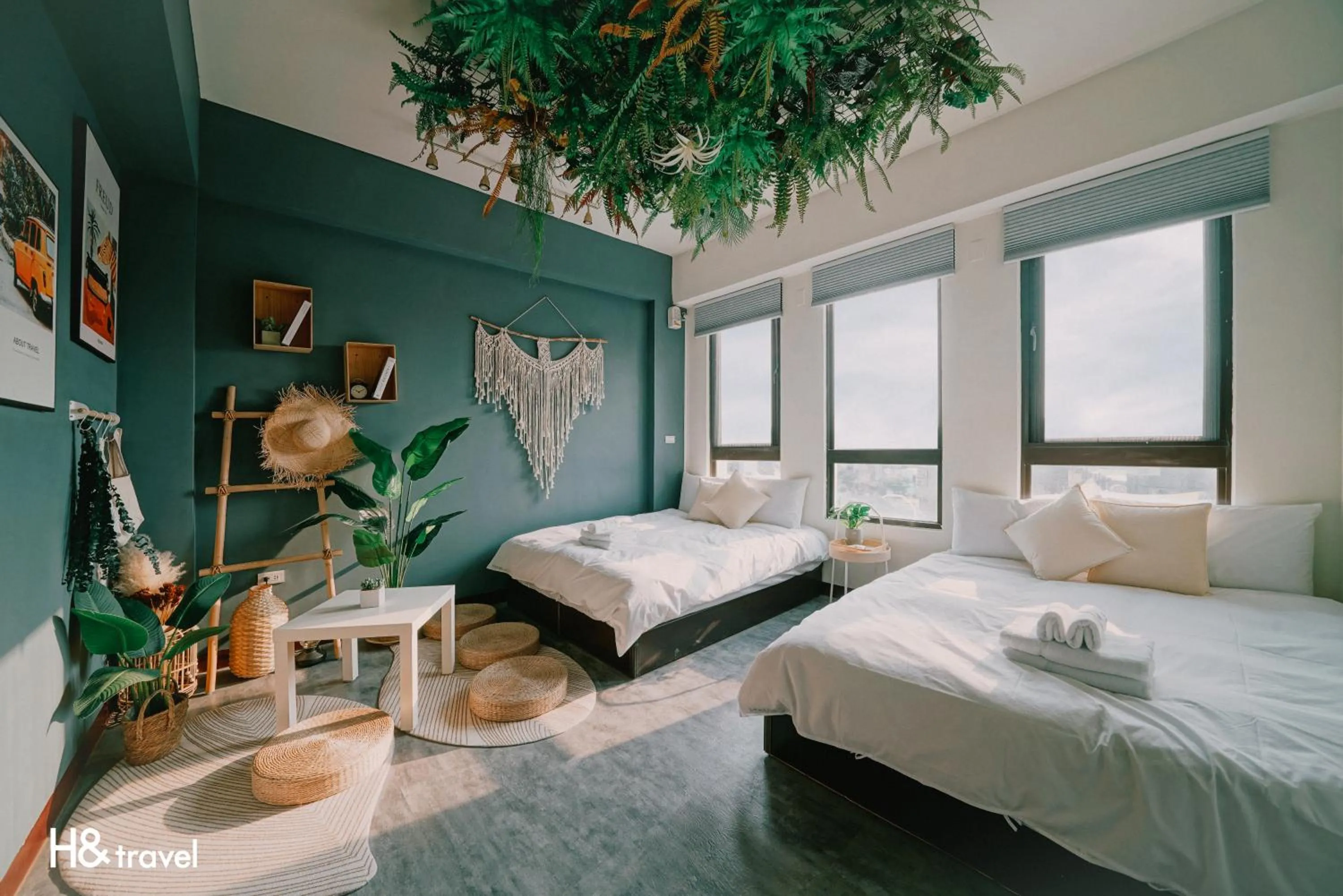 On site, Bed in Tainan Sleepie Inn